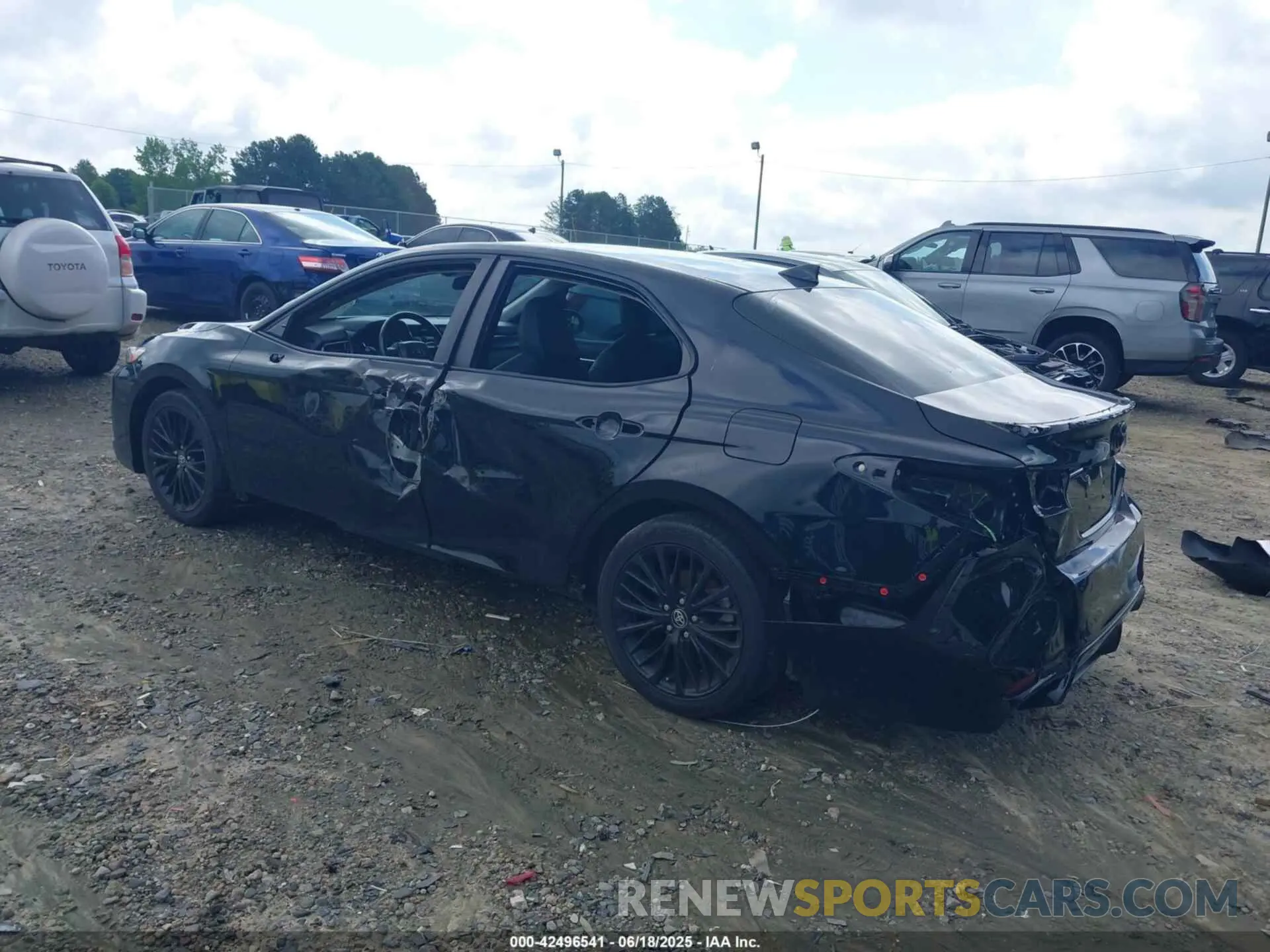3 fotografías del automóvil dañado 4T1G11AK1LU369525 TOYOTA CAMRY 2020