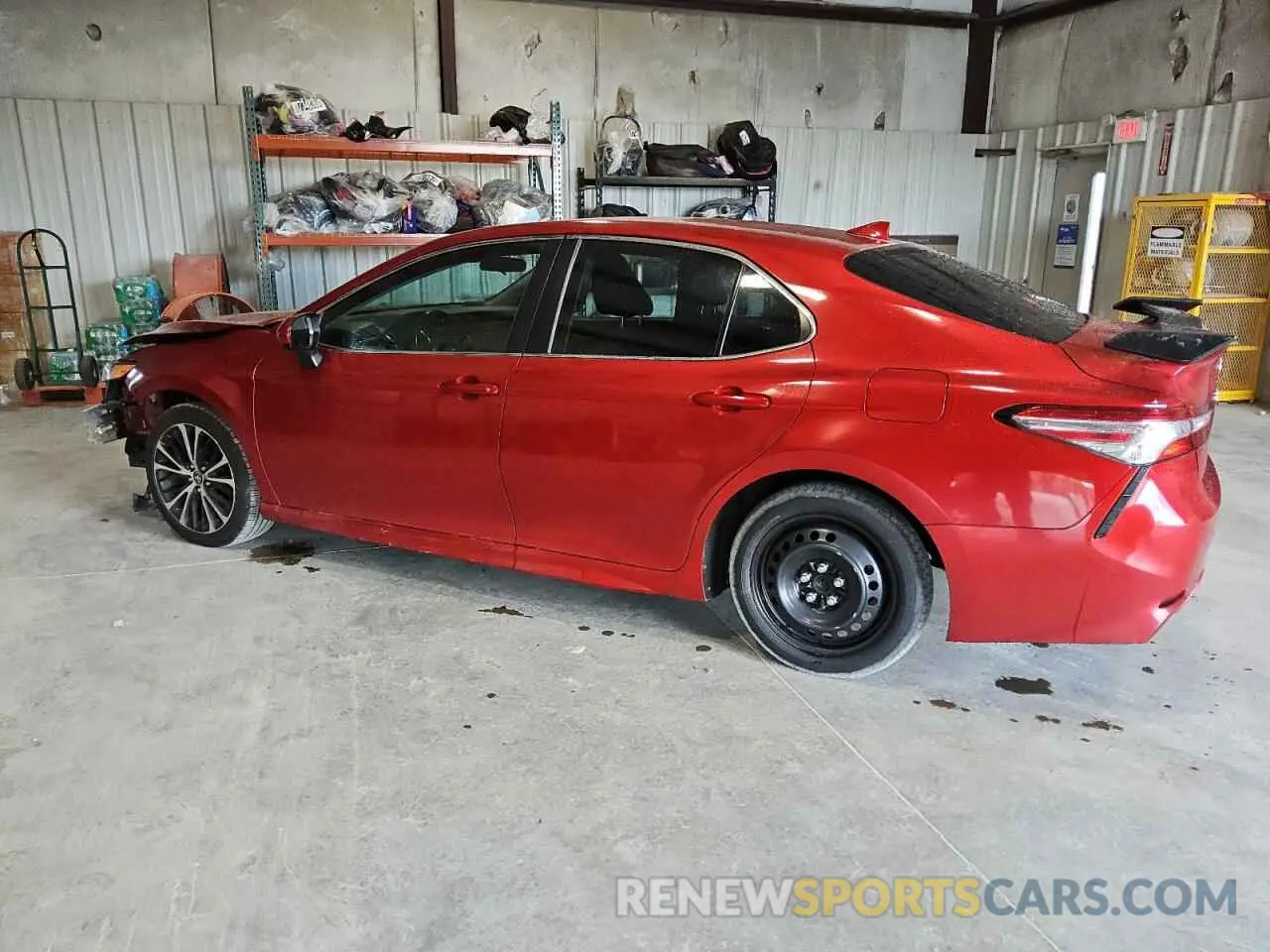 2 fotografías del automóvil dañado 4T1G11AK1LU394652 TOYOTA CAMRY 2020