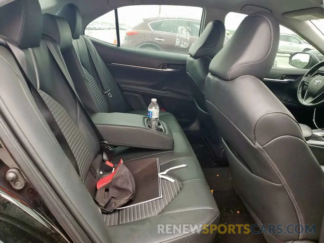 10 fotografías del automóvil dañado 4T1G11AK1LU508648 TOYOTA CAMRY 2020