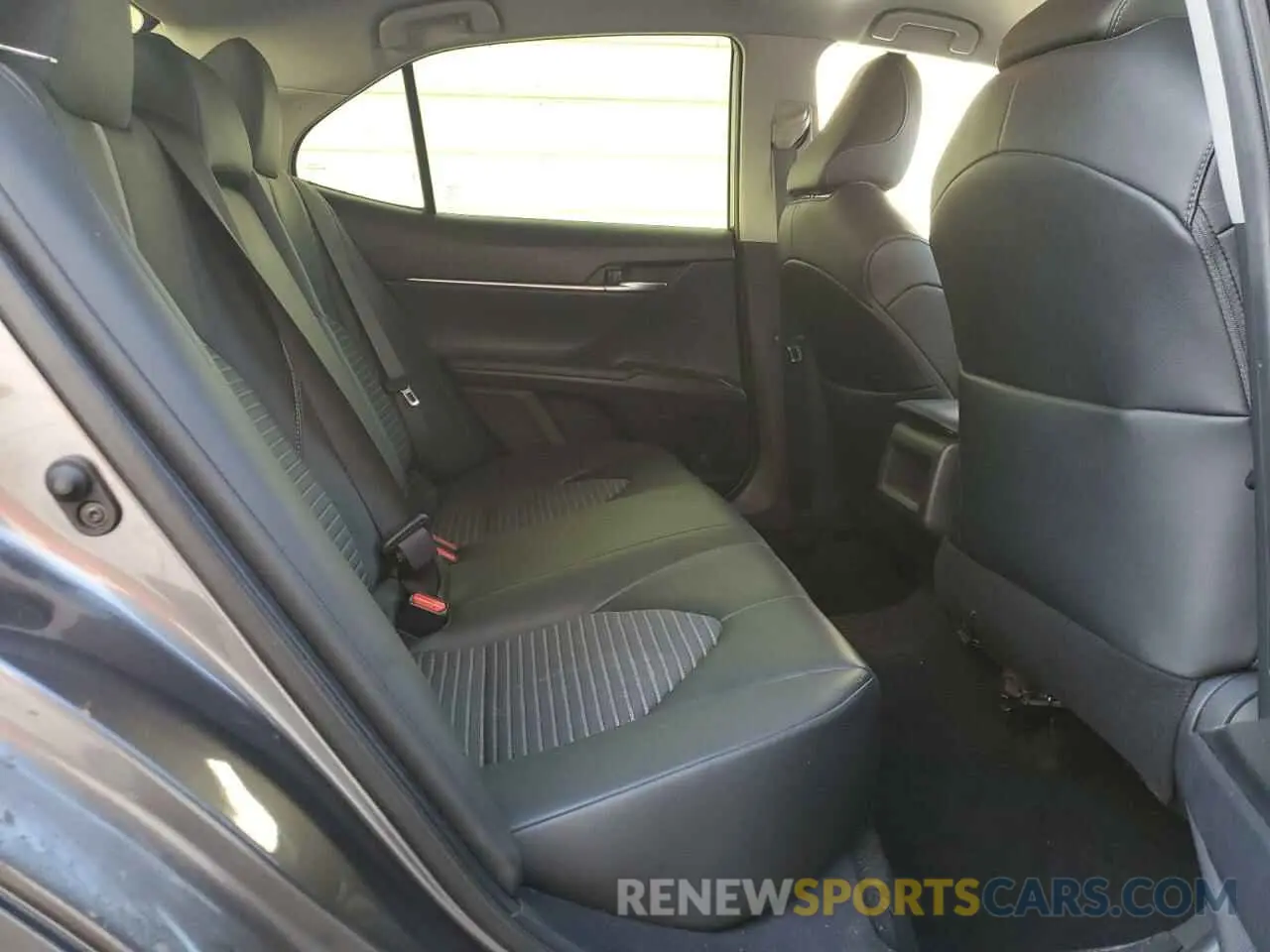 10 fotografías del automóvil dañado 4T1G11AK1LU509668 TOYOTA CAMRY 2020