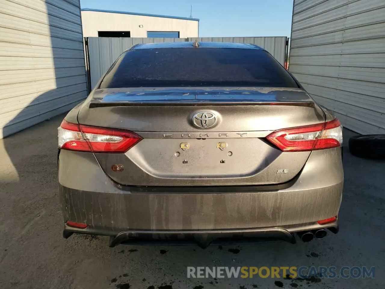 6 fotografías del automóvil dañado 4T1G11AK1LU509668 TOYOTA CAMRY 2020