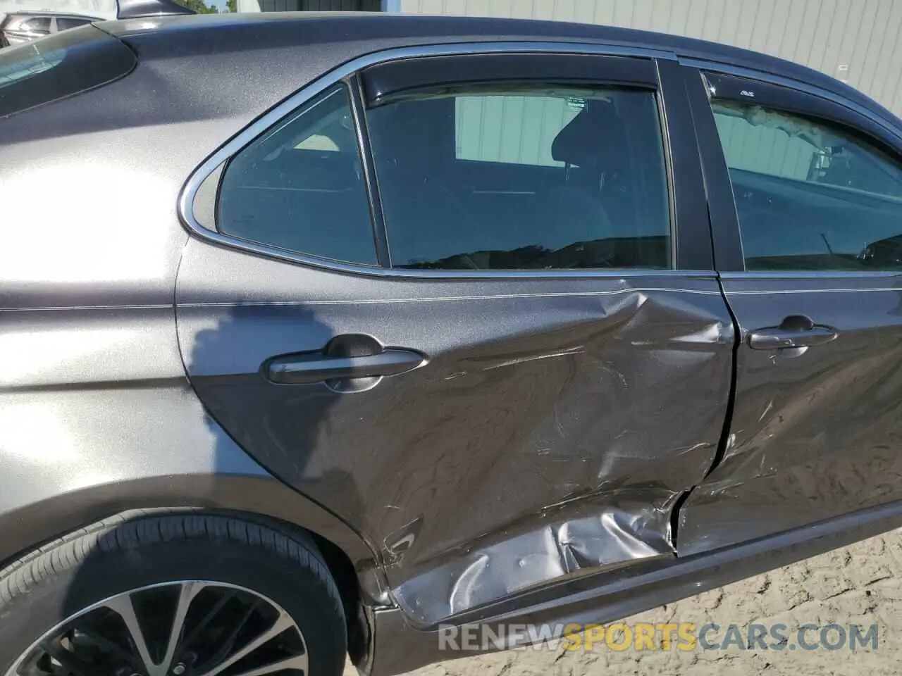 11 fotografías del automóvil dañado 4T1G11AK1LU862380 TOYOTA CAMRY 2020