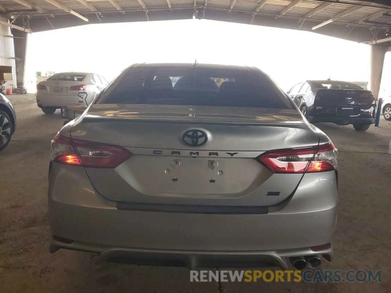 6 fotografías del automóvil dañado 4T1G11AK1LU873461 TOYOTA CAMRY 2020