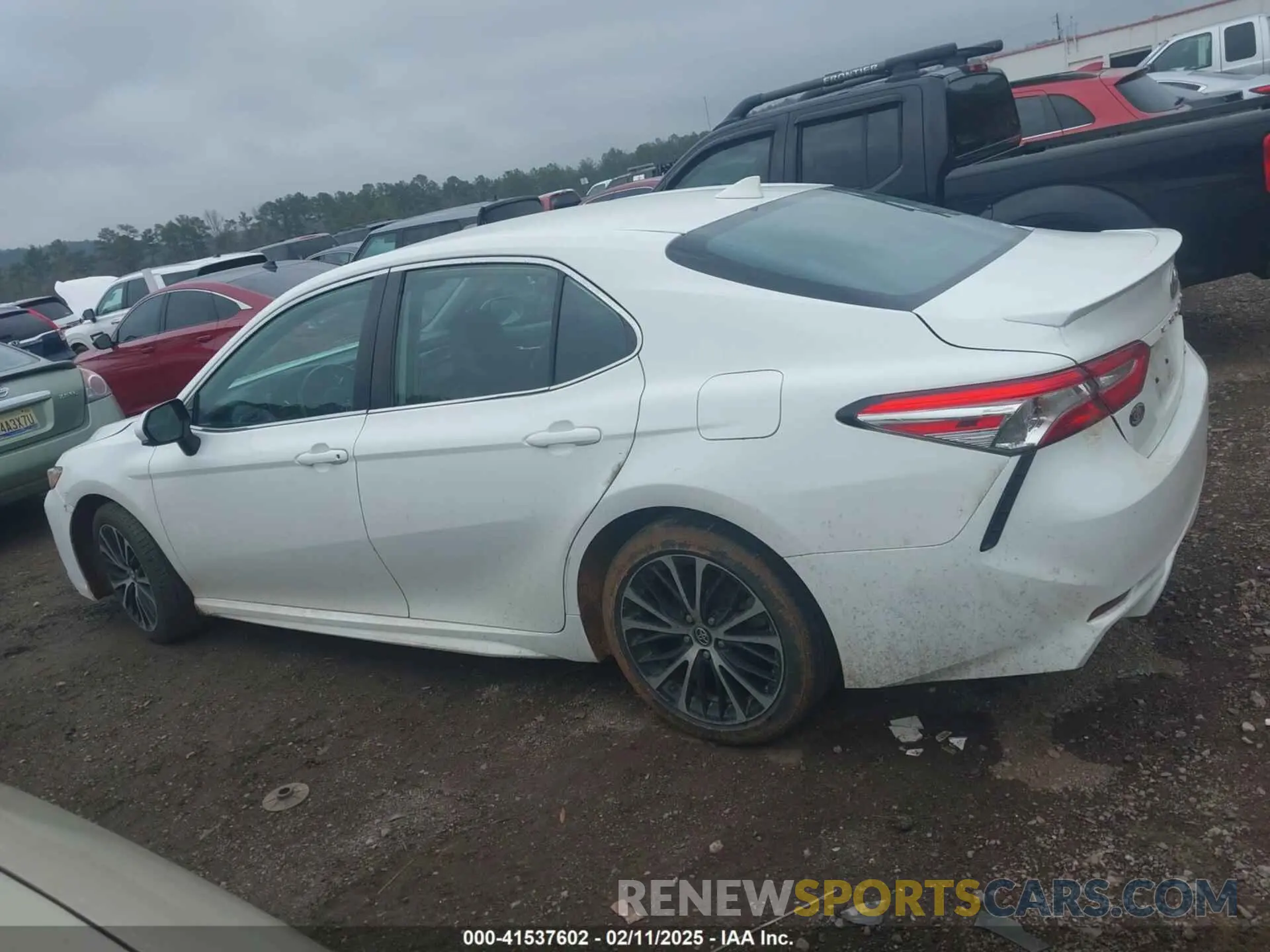 14 fotografías del automóvil dañado 4T1G11AK1LU883407 TOYOTA CAMRY 2020