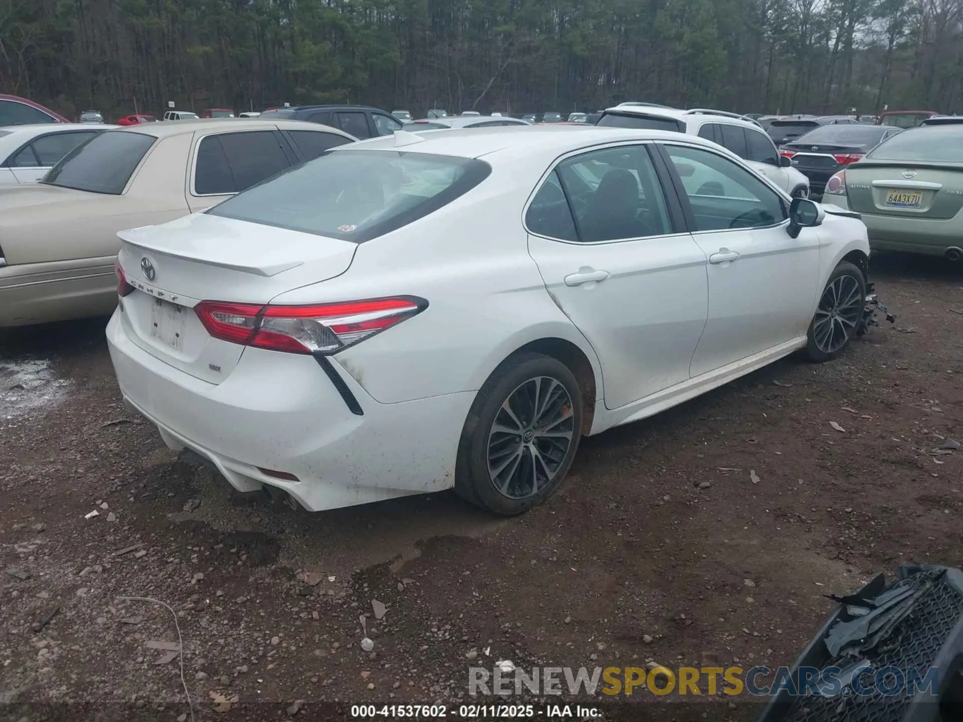 4 fotografías del automóvil dañado 4T1G11AK1LU883407 TOYOTA CAMRY 2020