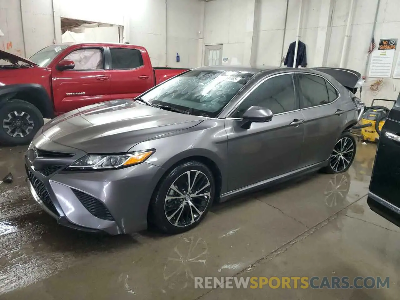 1 fotografías del automóvil dañado 4T1G11AK1LU908936 TOYOTA CAMRY 2020
