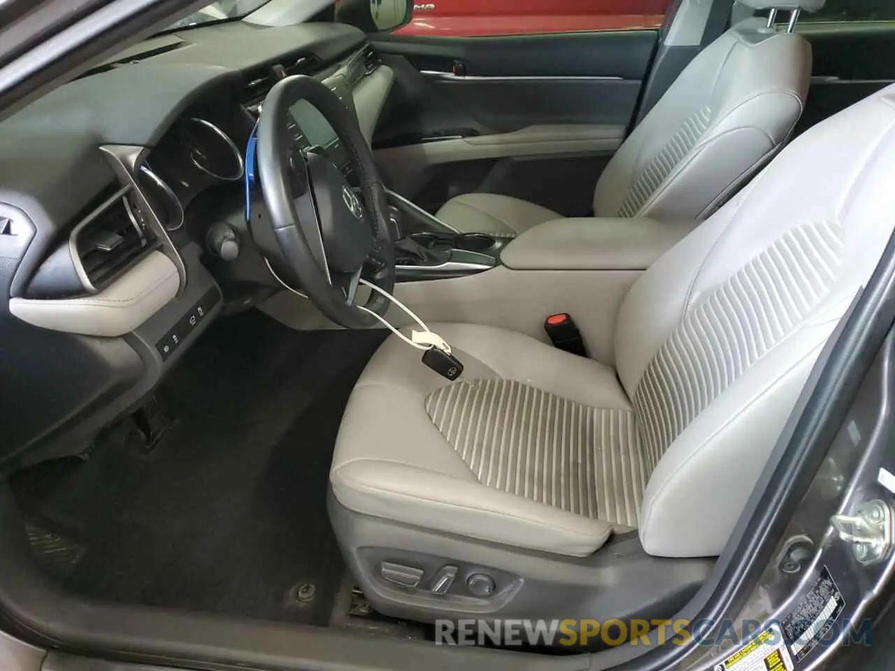 7 fotografías del automóvil dañado 4T1G11AK1LU908936 TOYOTA CAMRY 2020