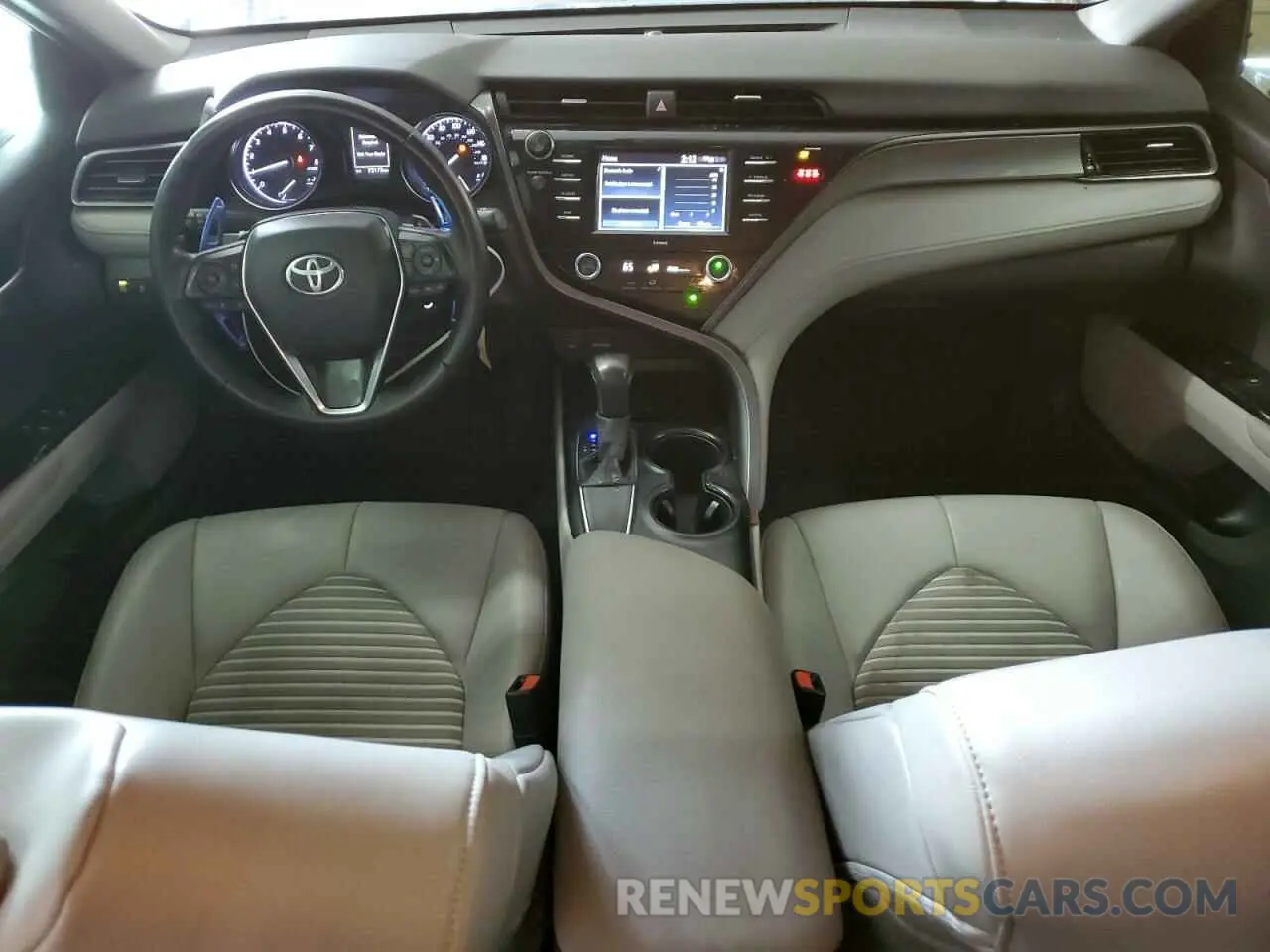 8 fotografías del automóvil dañado 4T1G11AK1LU908936 TOYOTA CAMRY 2020