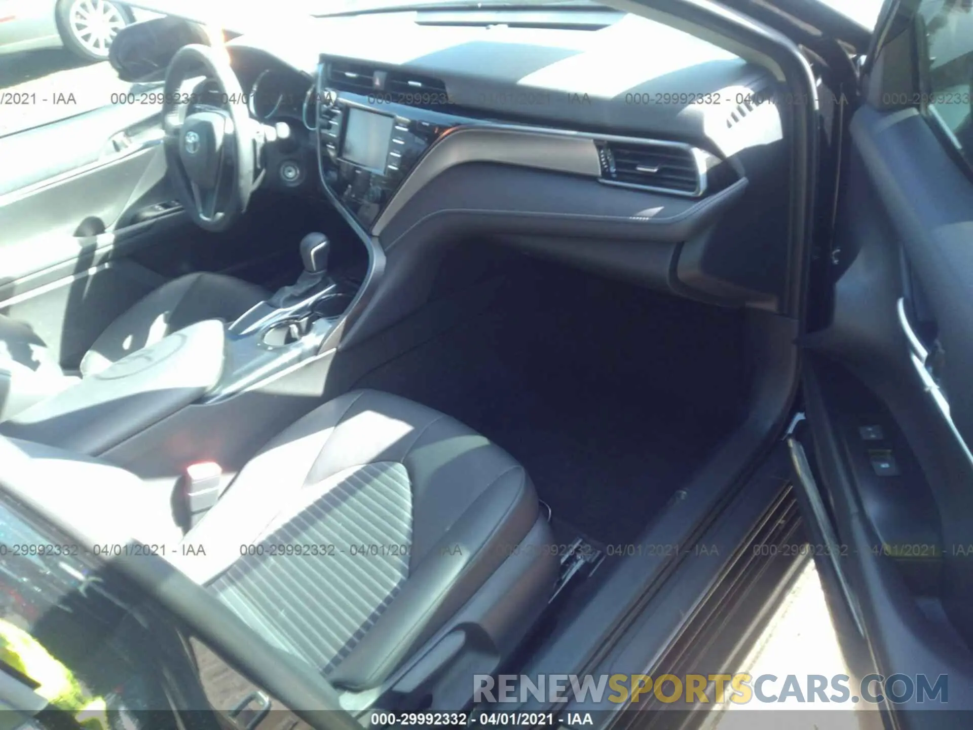 5 fotografías del automóvil dañado 4T1G11AK1LU954539 TOYOTA CAMRY 2020