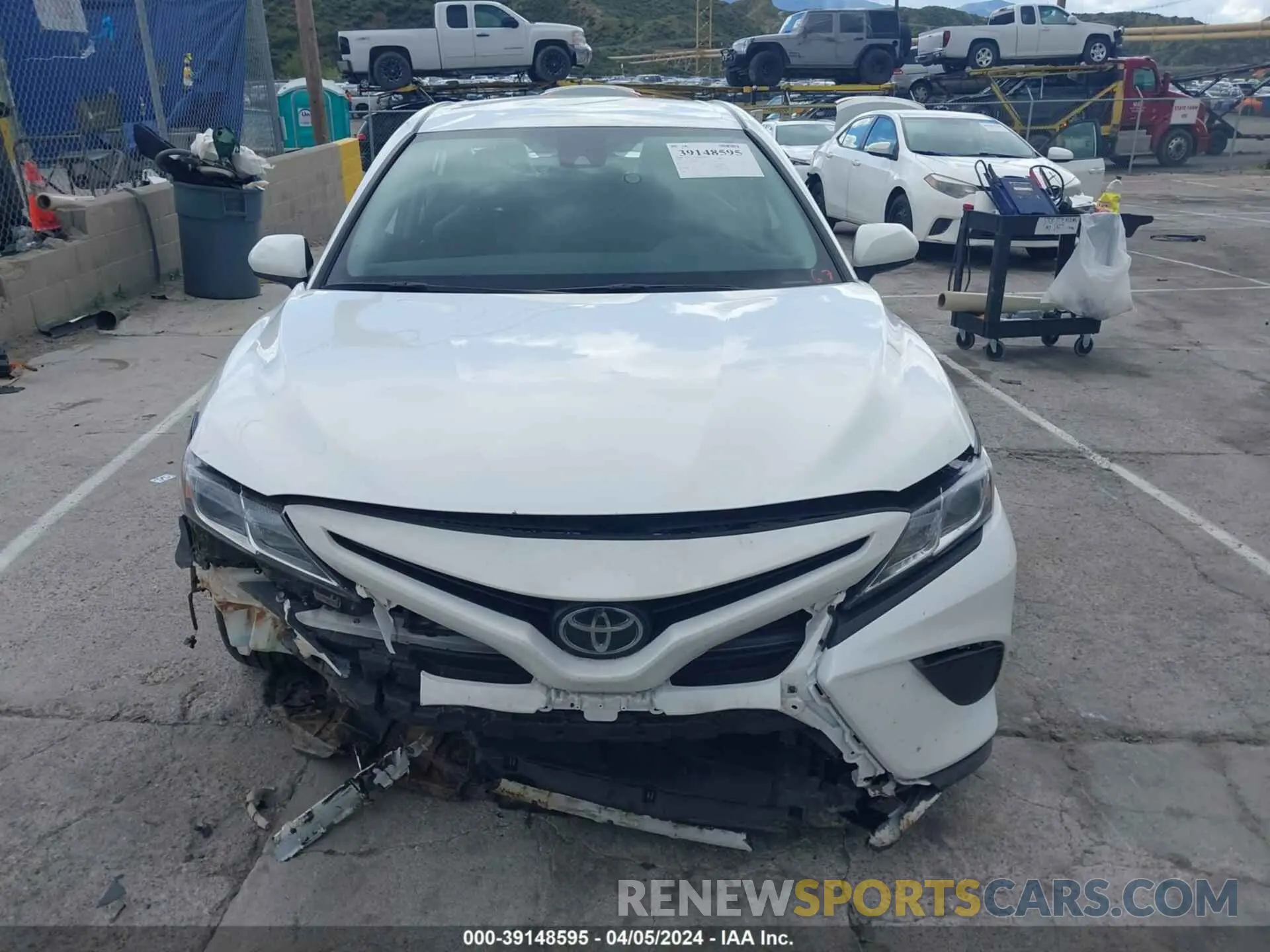 12 fotografías del automóvil dañado 4T1G11AK1LU958204 TOYOTA CAMRY 2020