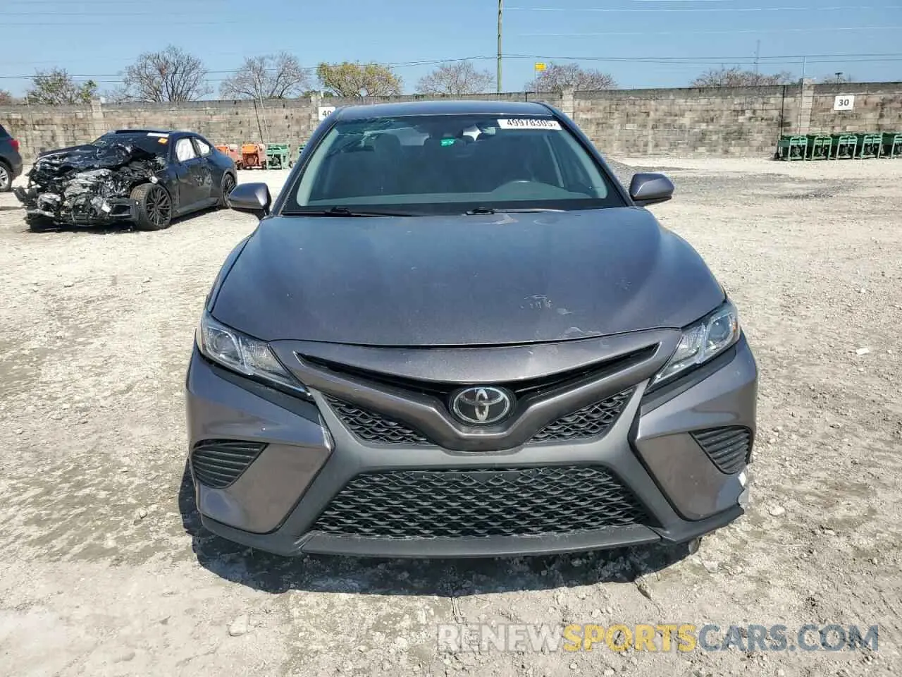 5 fotografías del automóvil dañado 4T1G11AK1LU975181 TOYOTA CAMRY 2020