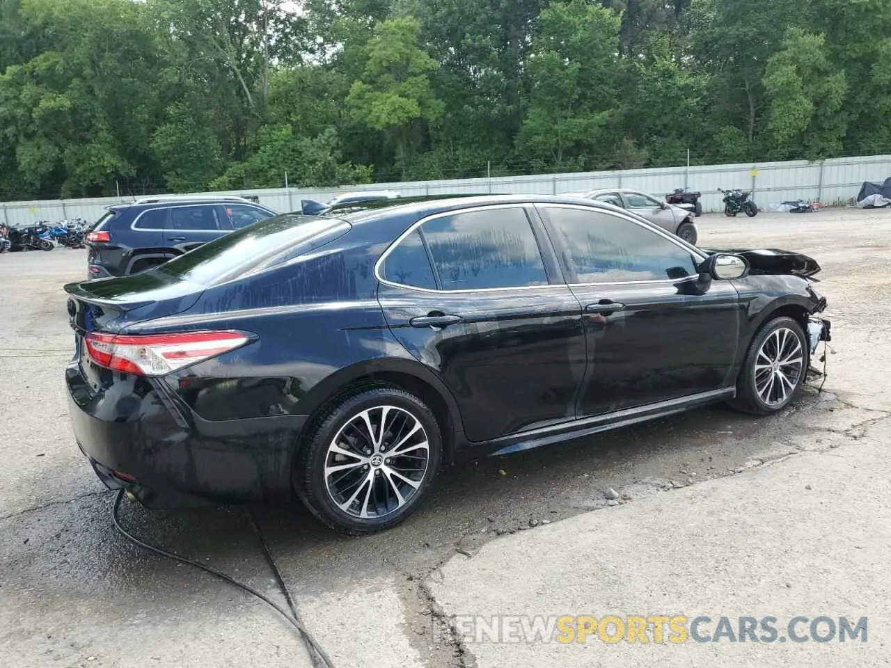3 fotografías del automóvil dañado 4T1G11AK1LU982275 TOYOTA CAMRY 2020
