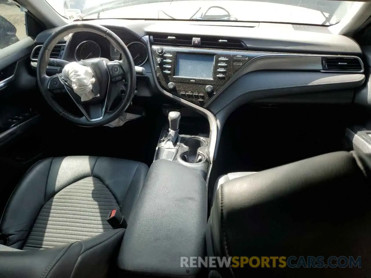 8 fotografías del automóvil dañado 4T1G11AK1LU982275 TOYOTA CAMRY 2020