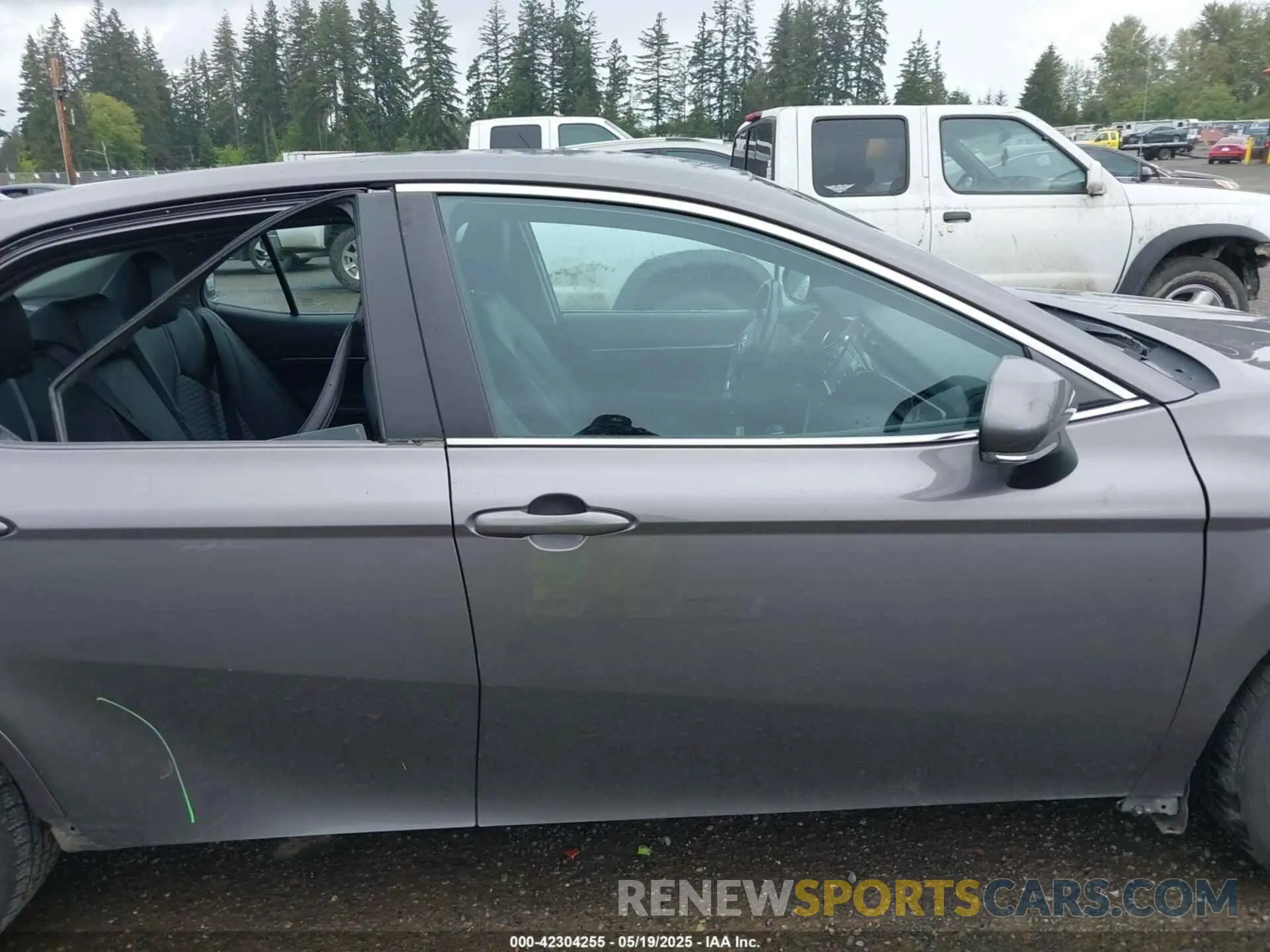 14 fotografías del automóvil dañado 4T1G11AK1LU983345 TOYOTA CAMRY 2020