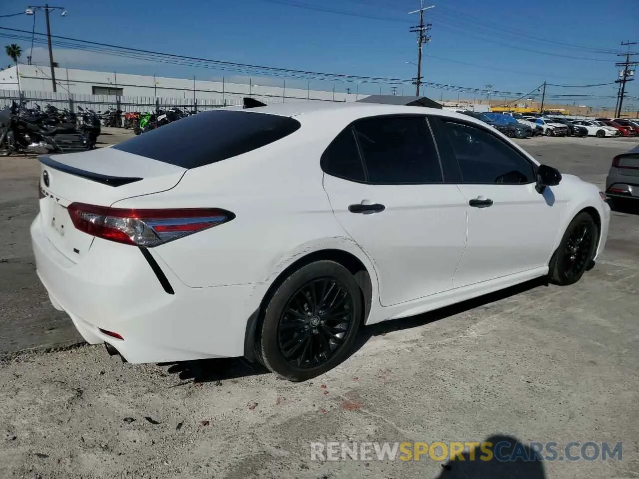 3 fotografías del automóvil dañado 4T1G11AK2LU304571 TOYOTA CAMRY 2020