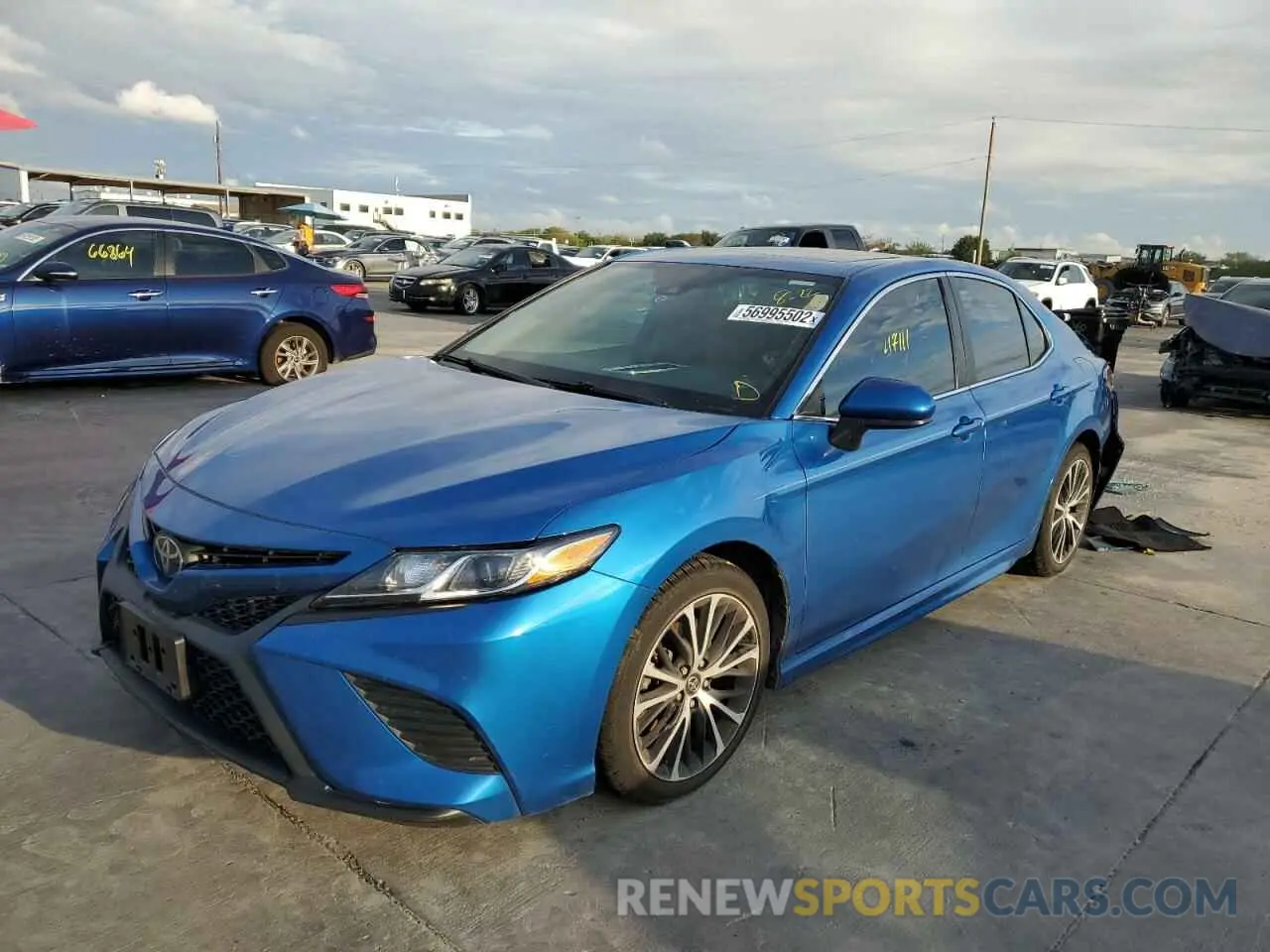 2 fotografías del automóvil dañado 4T1G11AK2LU311441 TOYOTA CAMRY 2020
