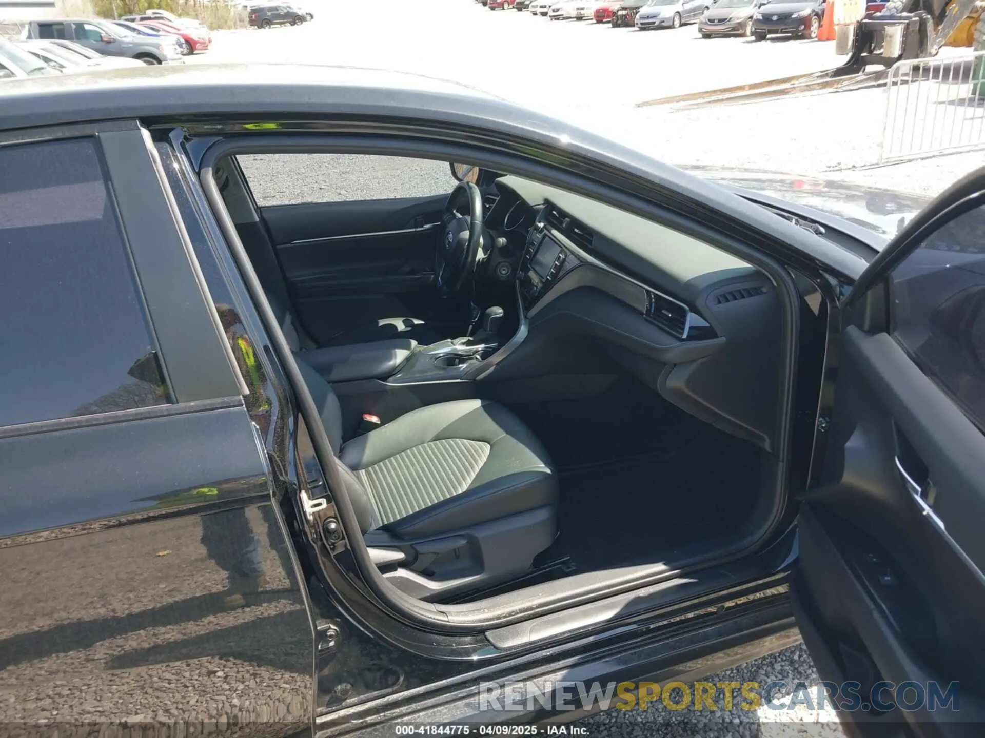 5 fotografías del automóvil dañado 4T1G11AK2LU314954 TOYOTA CAMRY 2020