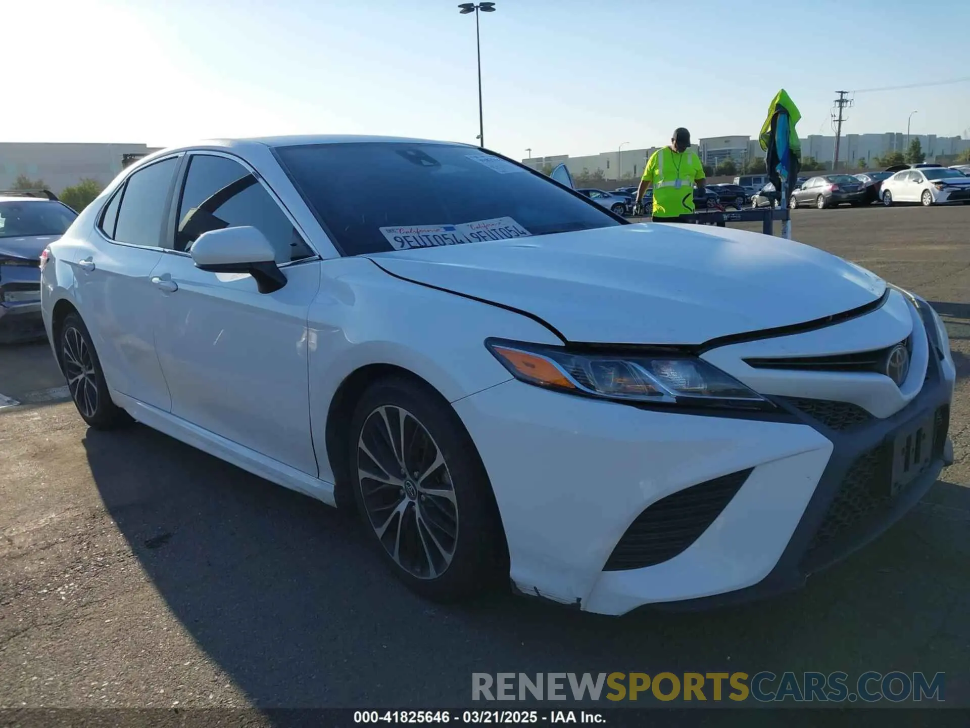 1 fotografías del automóvil dañado 4T1G11AK2LU329941 TOYOTA CAMRY 2020