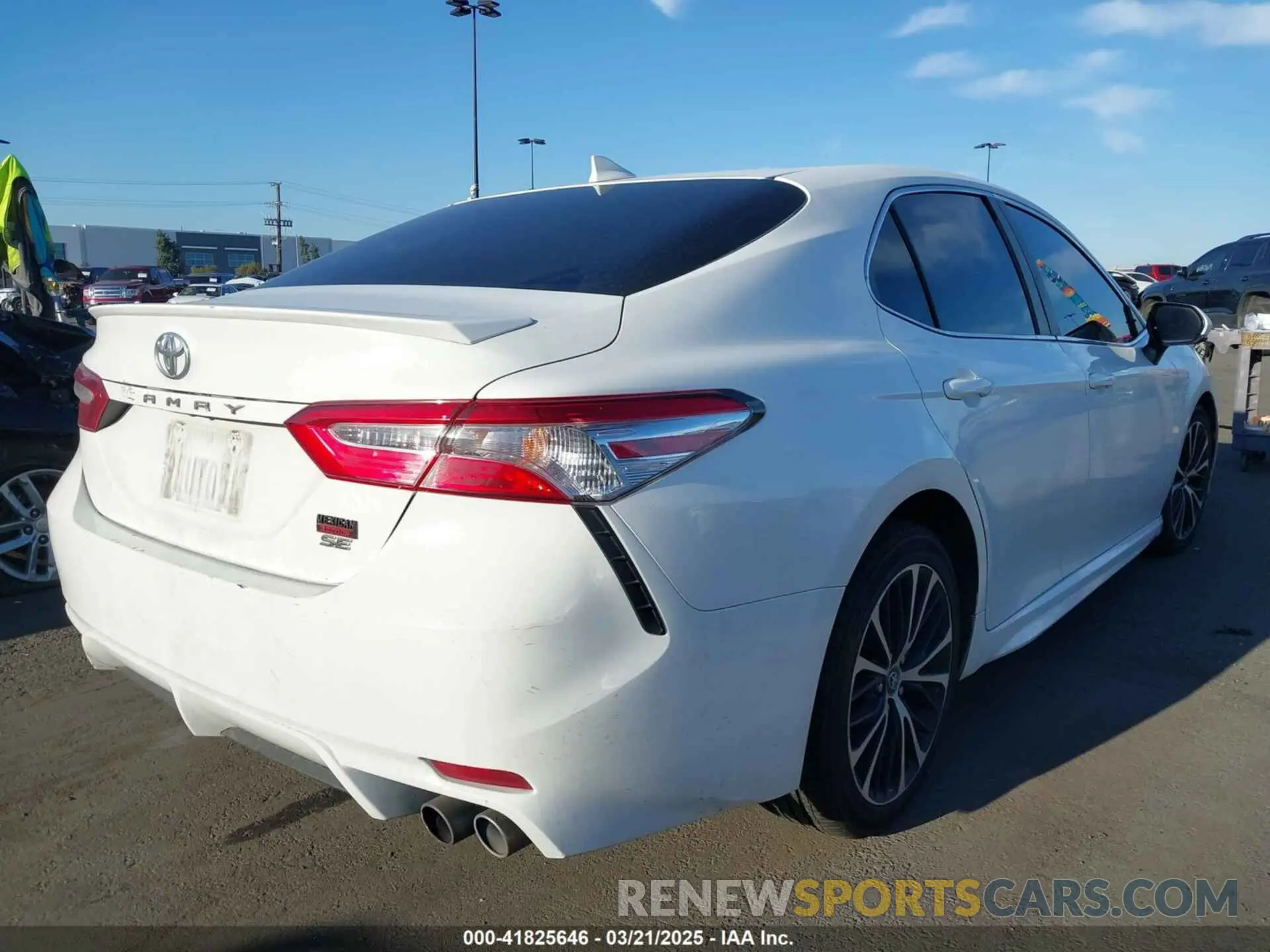 4 fotografías del automóvil dañado 4T1G11AK2LU329941 TOYOTA CAMRY 2020