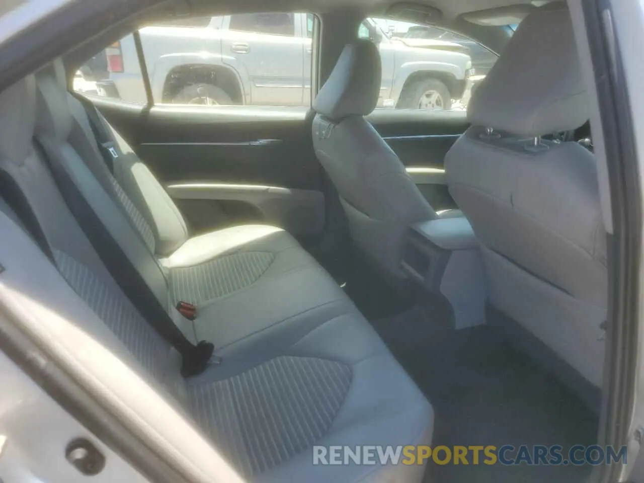 10 fotografías del automóvil dañado 4T1G11AK2LU330734 TOYOTA CAMRY 2020