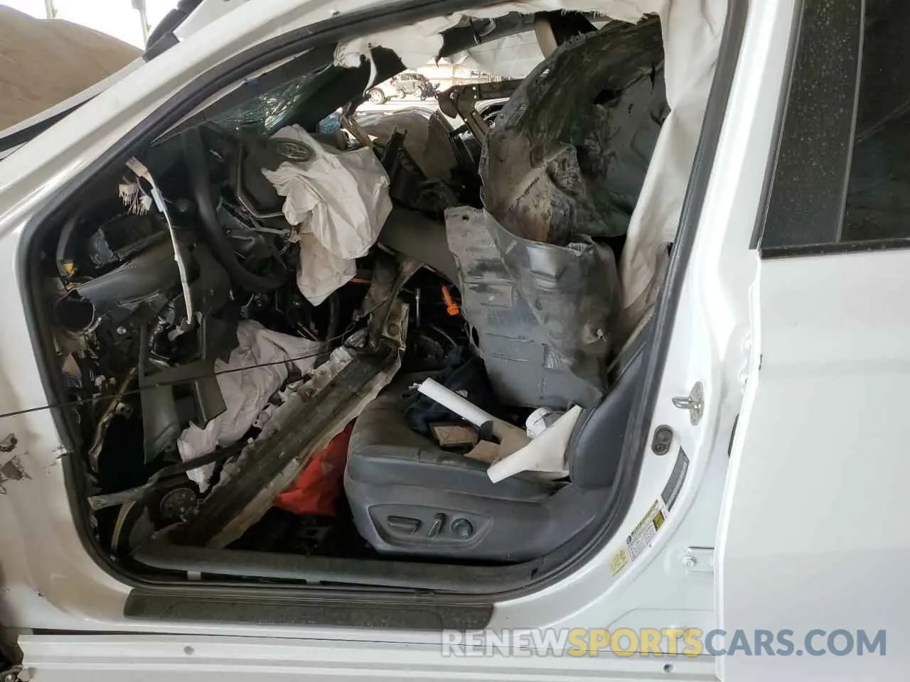 7 fotografías del automóvil dañado 4T1G11AK2LU356783 TOYOTA CAMRY 2020