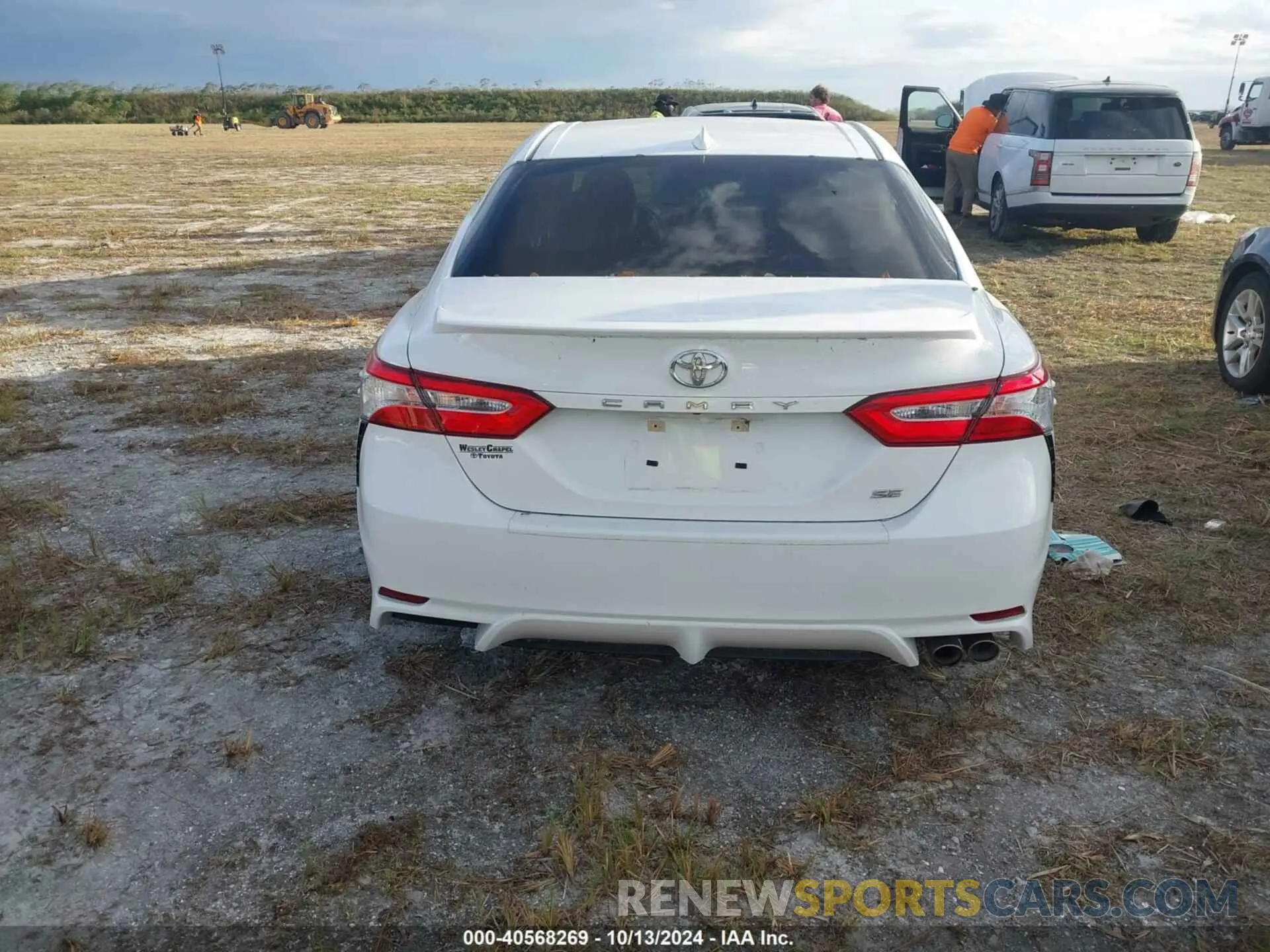 16 fotografías del automóvil dañado 4T1G11AK2LU377519 TOYOTA CAMRY 2020