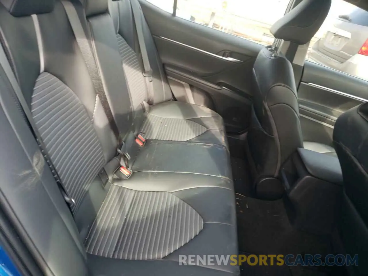 6 fotografías del automóvil dañado 4T1G11AK2LU382249 TOYOTA CAMRY 2020