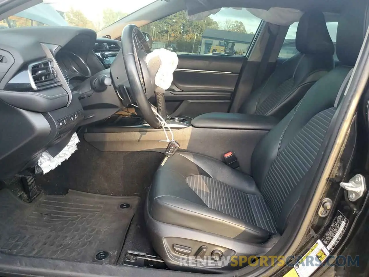 7 fotografías del automóvil dañado 4T1G11AK2LU393607 TOYOTA CAMRY 2020