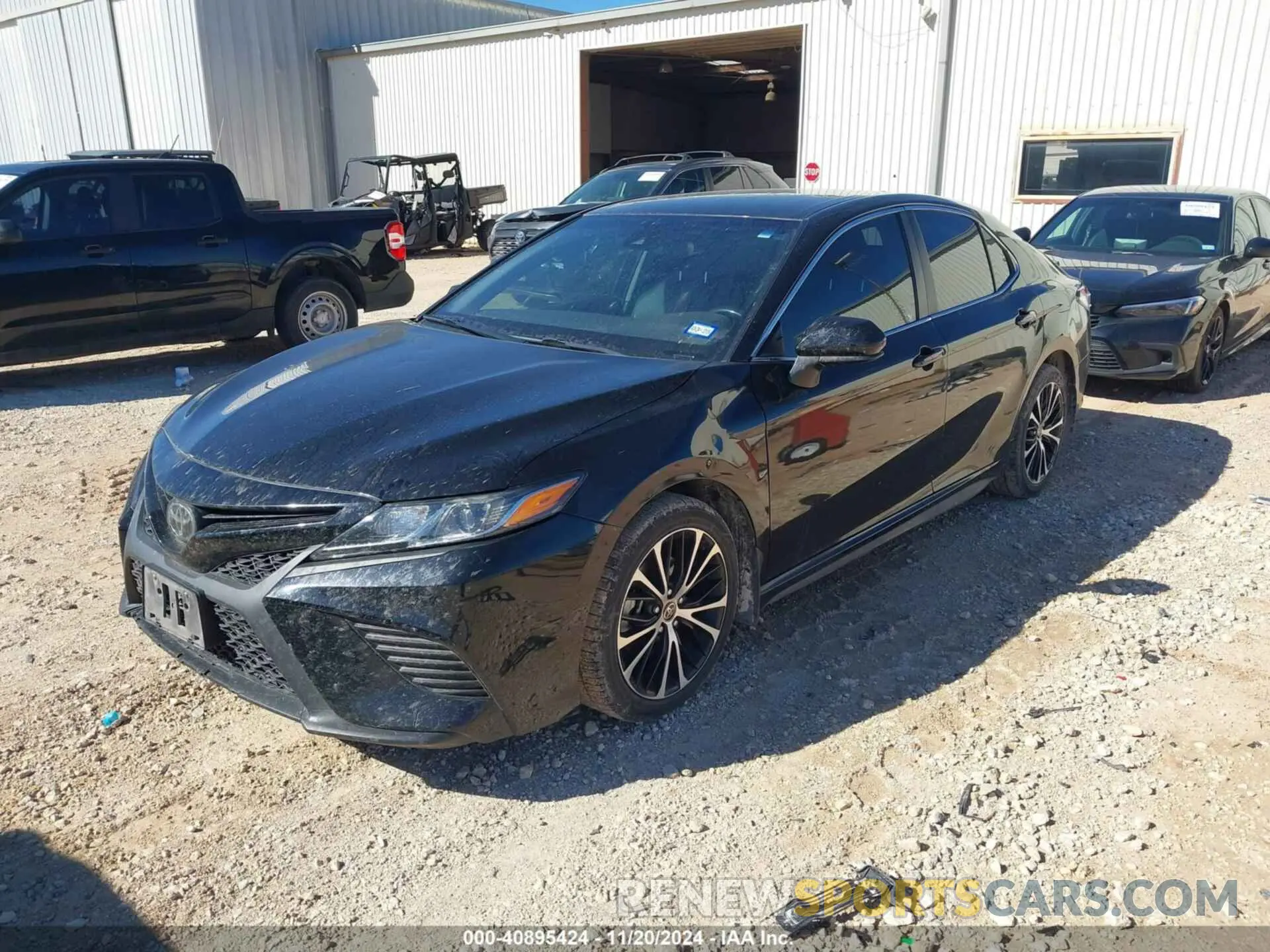 2 fotografías del automóvil dañado 4T1G11AK2LU401558 TOYOTA CAMRY 2020
