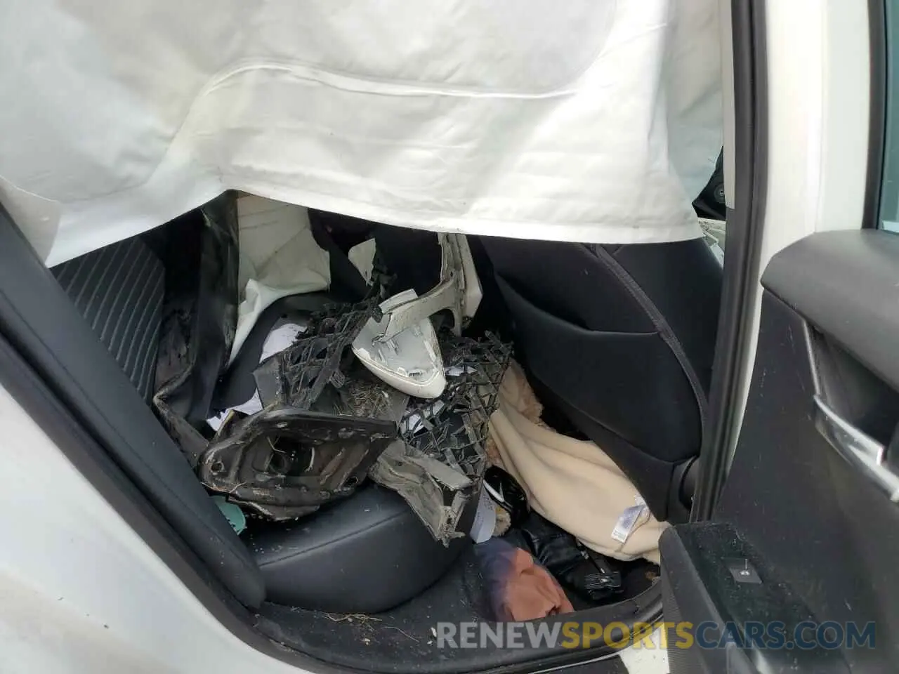 10 fotografías del automóvil dañado 4T1G11AK2LU867443 TOYOTA CAMRY 2020