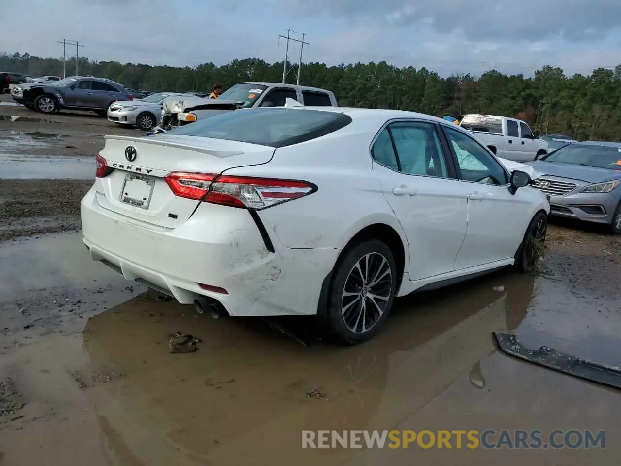 3 fotografías del automóvil dañado 4T1G11AK2LU867443 TOYOTA CAMRY 2020