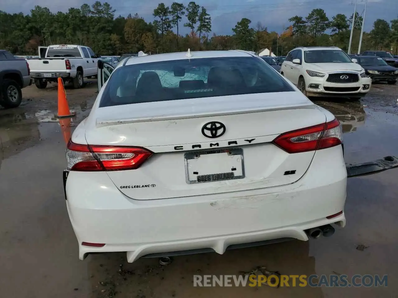 6 fotografías del automóvil dañado 4T1G11AK2LU867443 TOYOTA CAMRY 2020