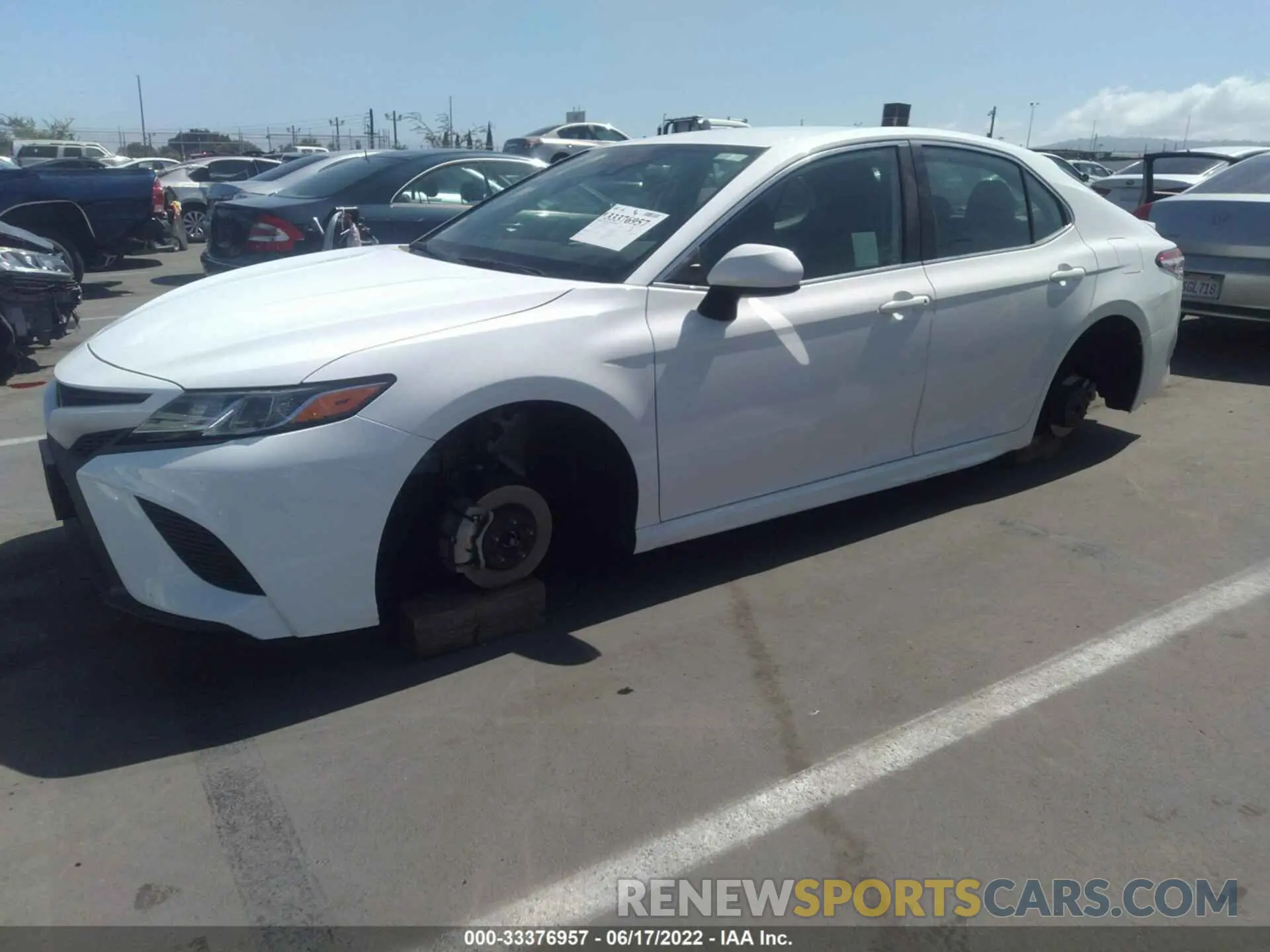 6 fotografías del automóvil dañado 4T1G11AK2LU887191 TOYOTA CAMRY 2020