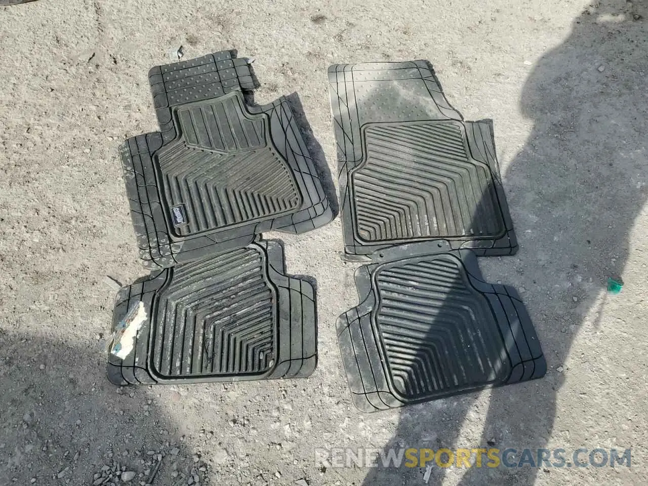 12 fotografías del automóvil dañado 4T1G11AK2LU887756 TOYOTA CAMRY 2020
