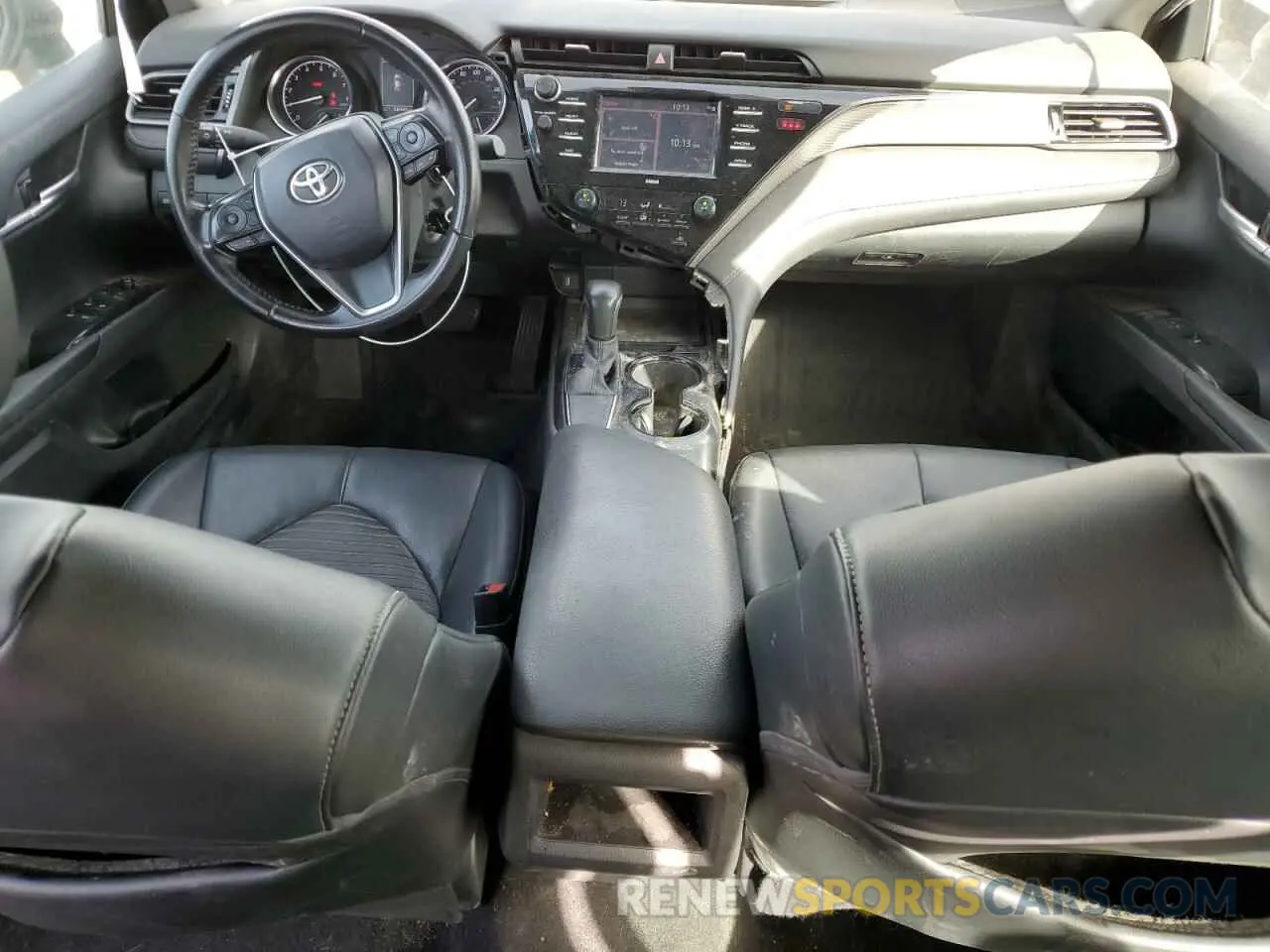 8 fotografías del automóvil dañado 4T1G11AK2LU887756 TOYOTA CAMRY 2020