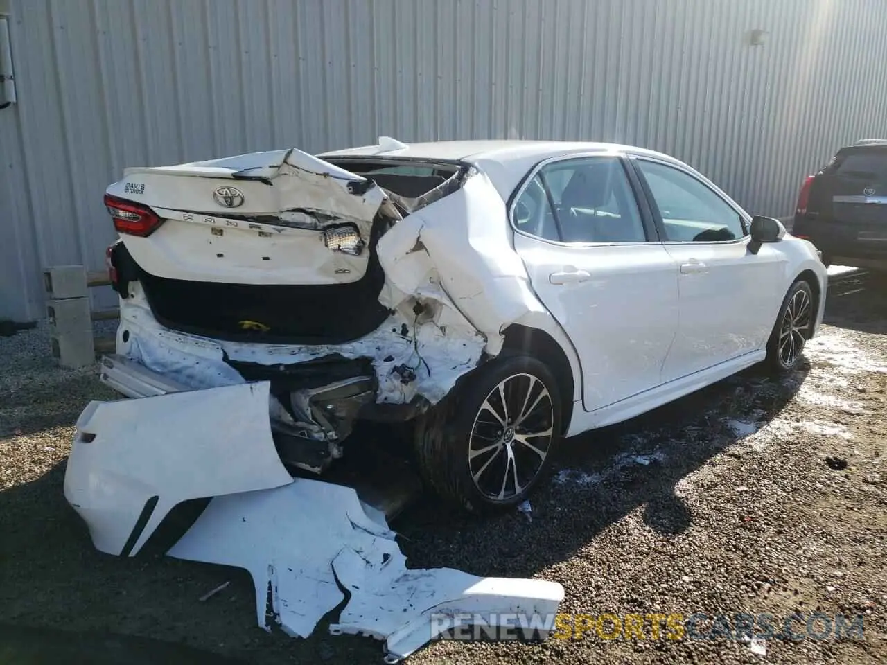 4 fotografías del automóvil dañado 4T1G11AK2LU904295 TOYOTA CAMRY 2020