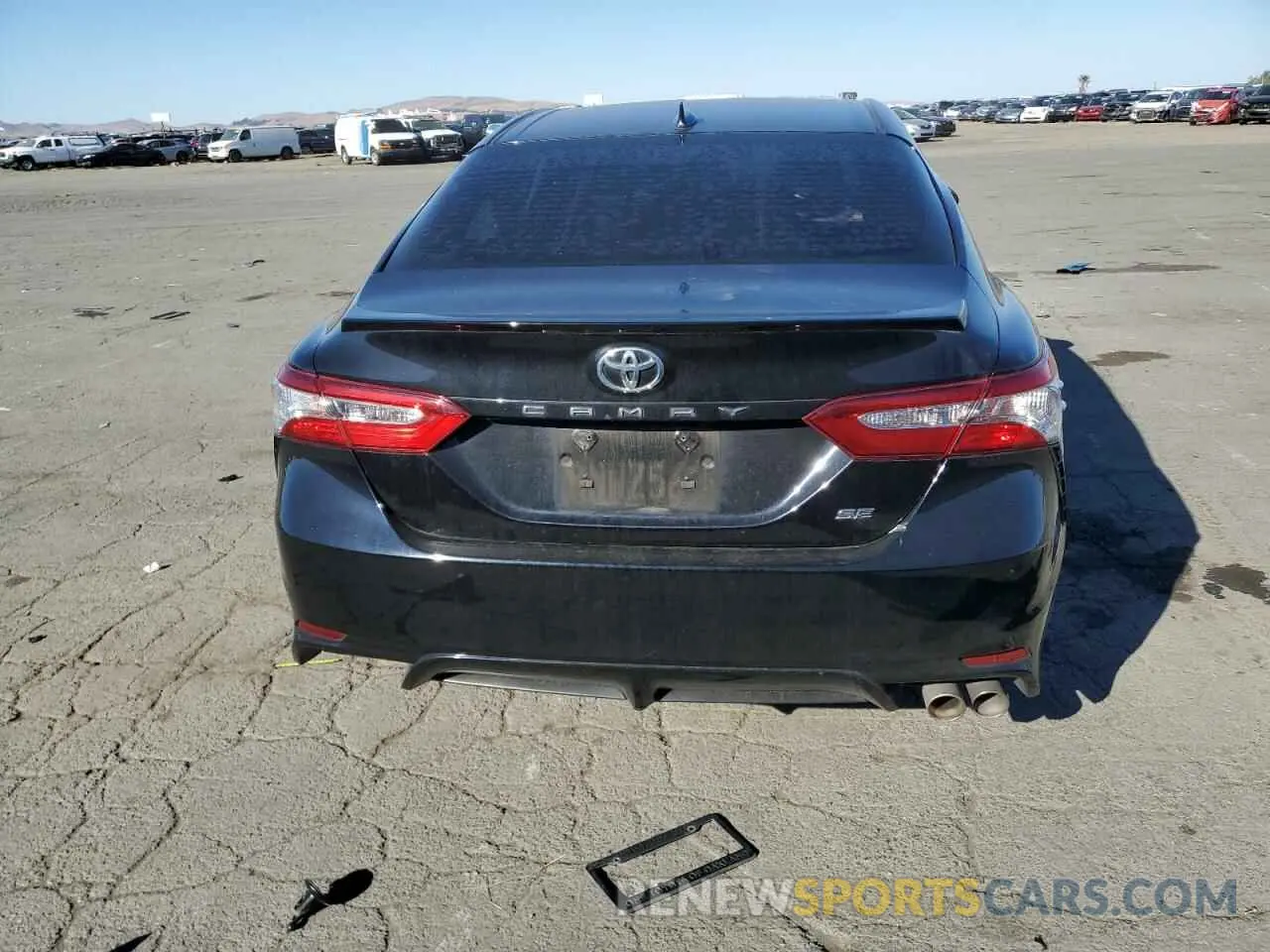 6 fotografías del automóvil dañado 4T1G11AK2LU910727 TOYOTA CAMRY 2020