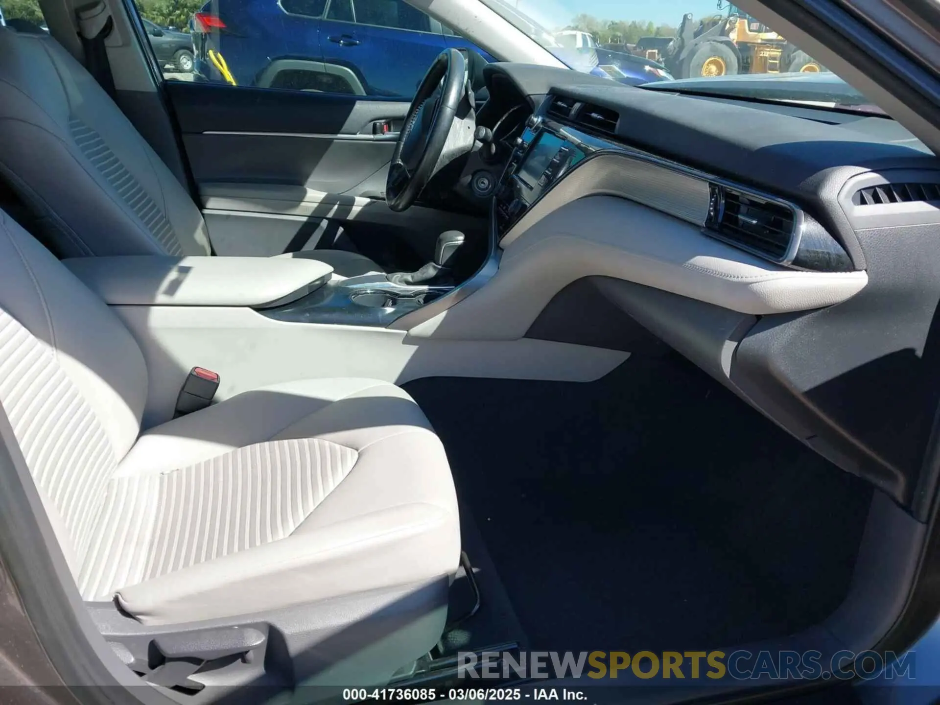 5 fotografías del automóvil dañado 4T1G11AK2LU927172 TOYOTA CAMRY 2020