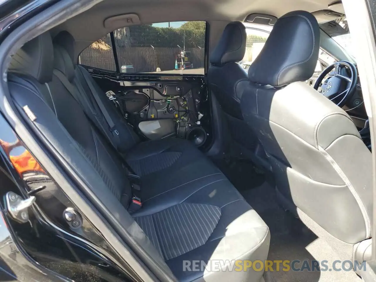 10 fotografías del automóvil dañado 4T1G11AK2LU929777 TOYOTA CAMRY 2020