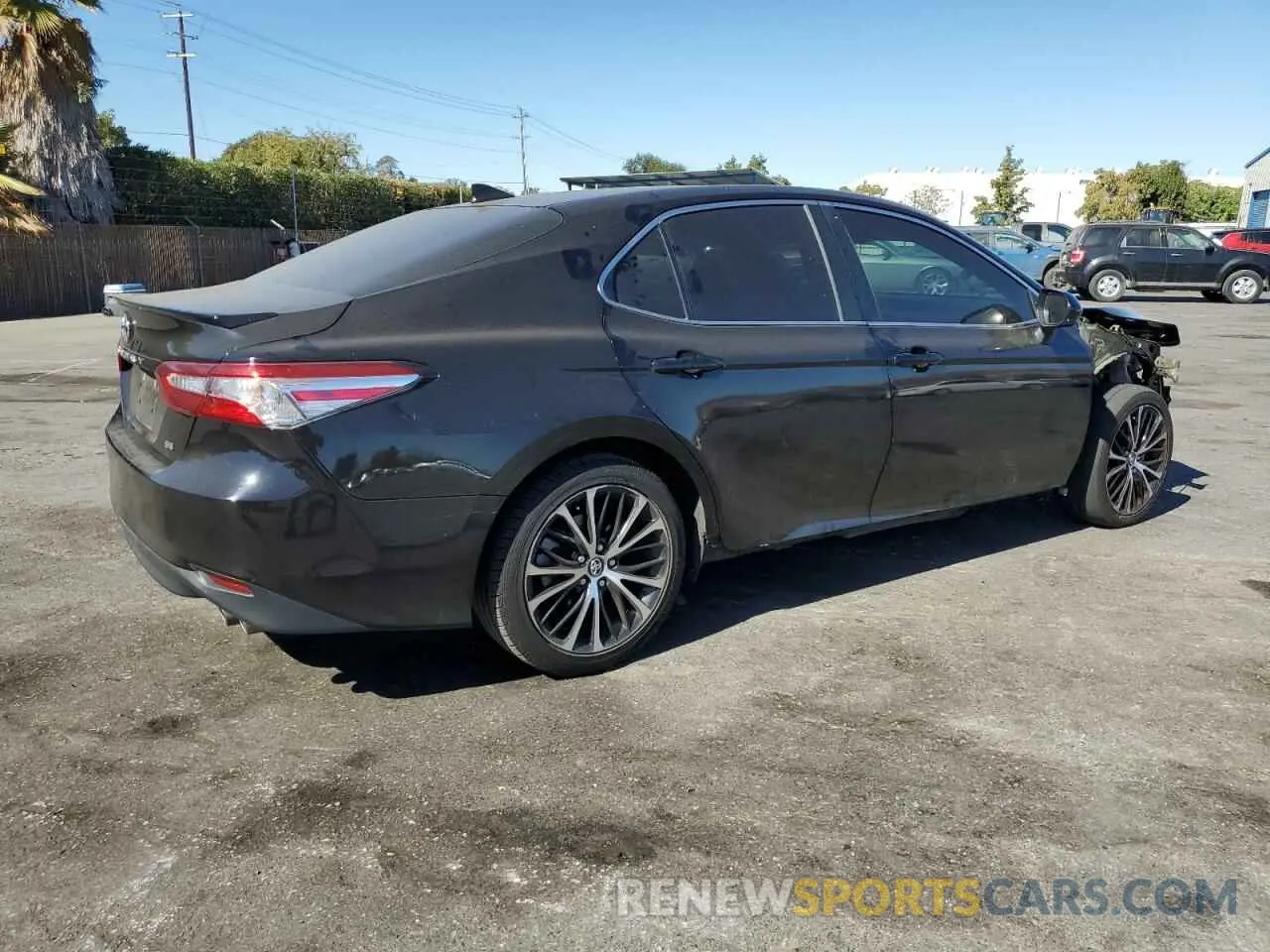 3 fotografías del automóvil dañado 4T1G11AK2LU929777 TOYOTA CAMRY 2020