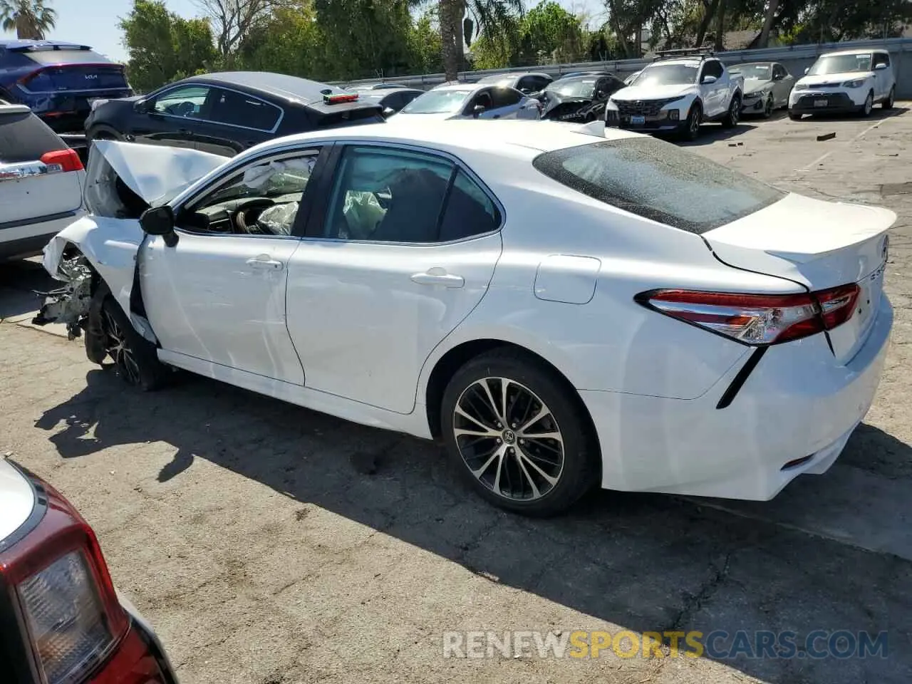 2 fotografías del automóvil dañado 4T1G11AK2LU942853 TOYOTA CAMRY 2020