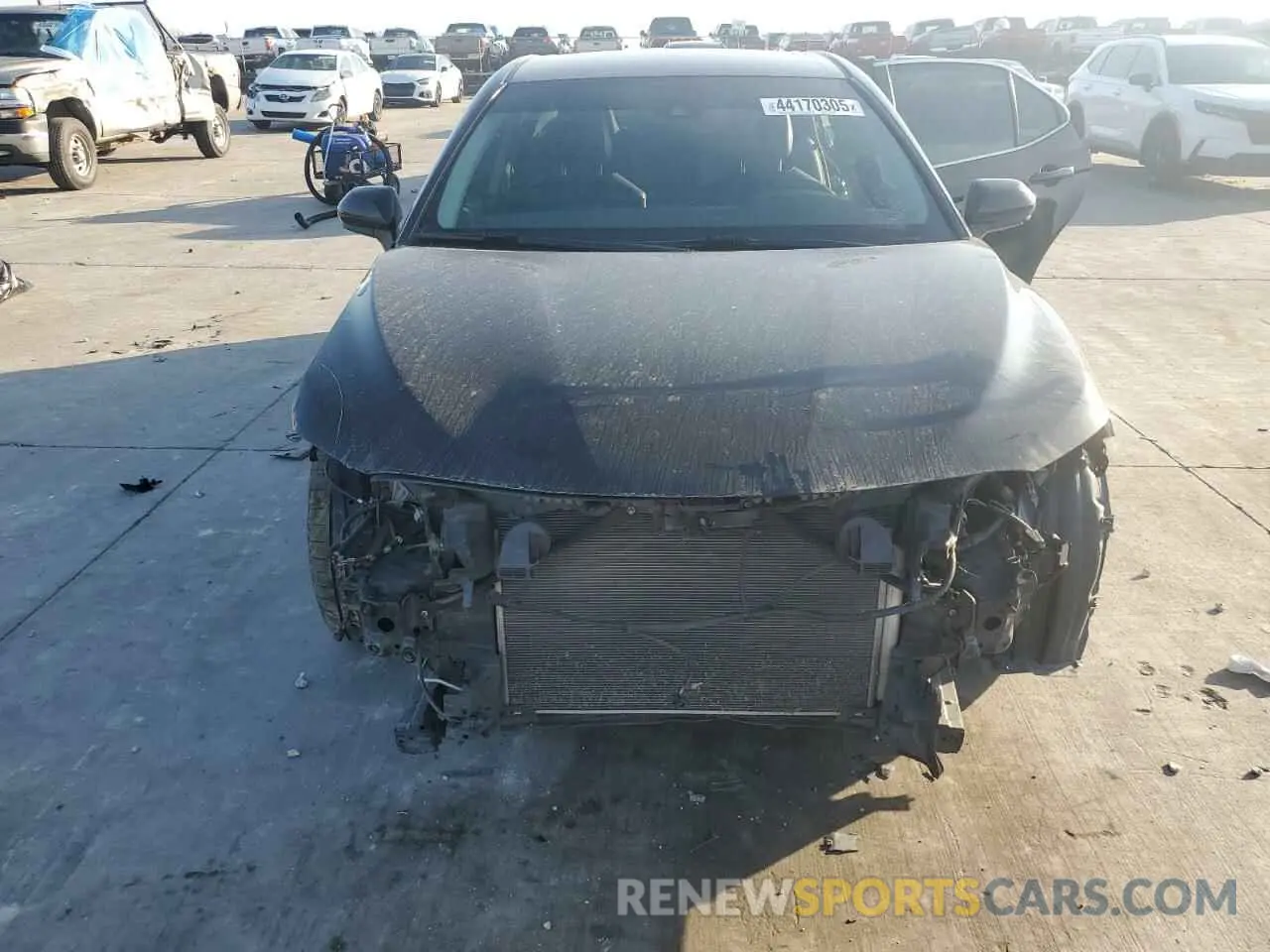 5 fotografías del automóvil dañado 4T1G11AK2LU946580 TOYOTA CAMRY 2020