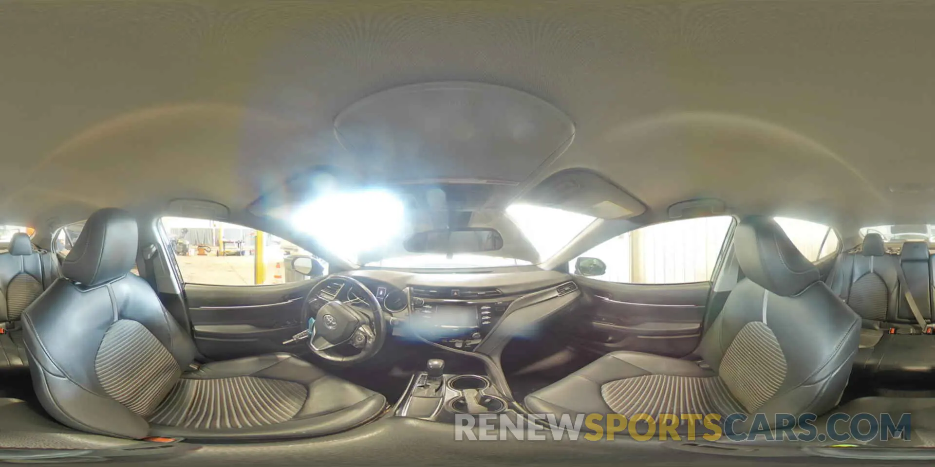 14 fotografías del automóvil dañado 4T1G11AK2LU966599 TOYOTA CAMRY 2020