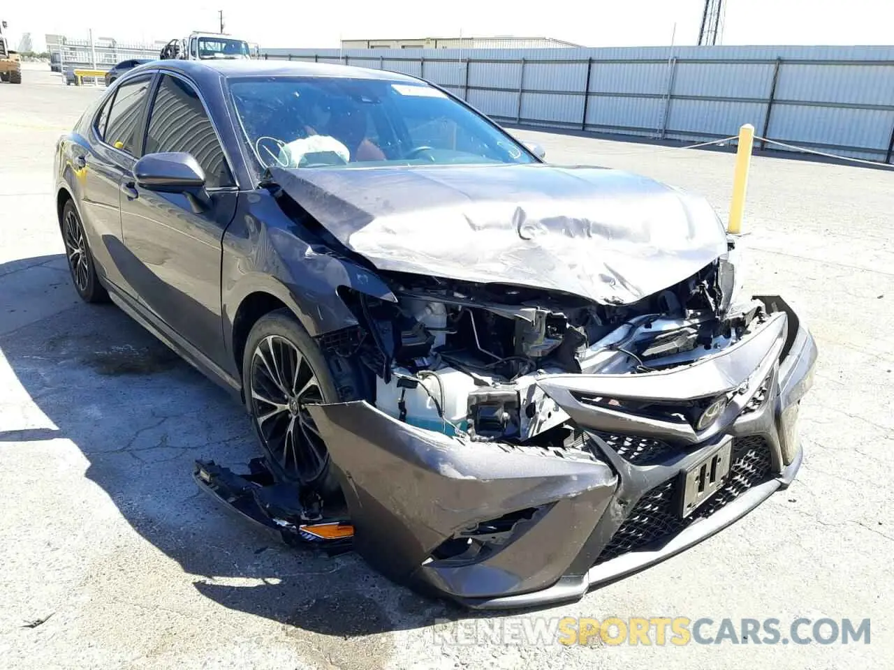 1 fotografías del automóvil dañado 4T1G11AK2LU971592 TOYOTA CAMRY 2020