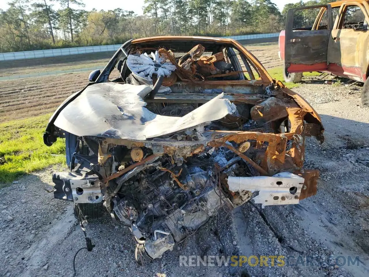 5 fotografías del automóvil dañado 4T1G11AK2LU972600 TOYOTA CAMRY 2020