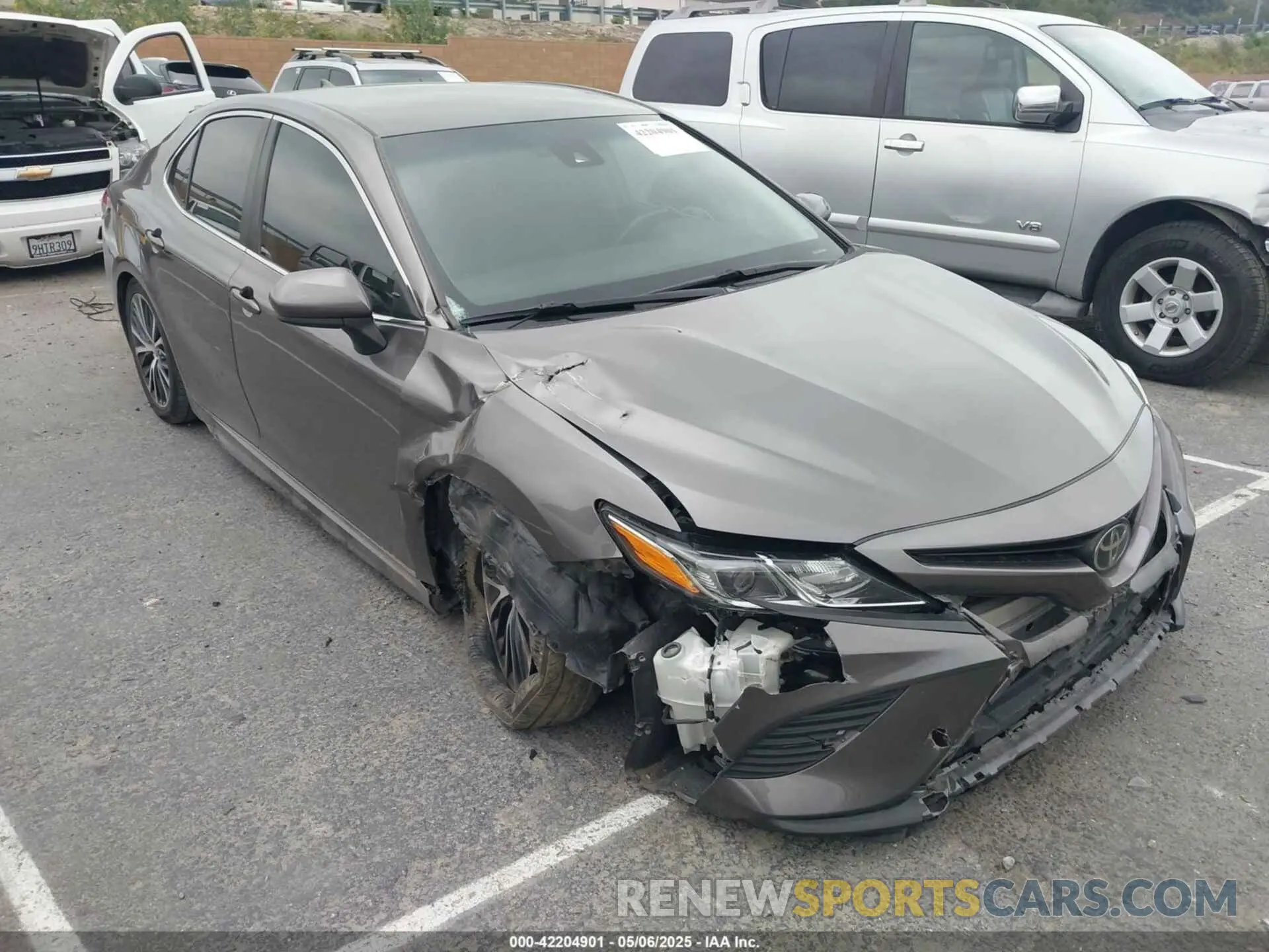 1 fotografías del automóvil dañado 4T1G11AK2LU989218 TOYOTA CAMRY 2020