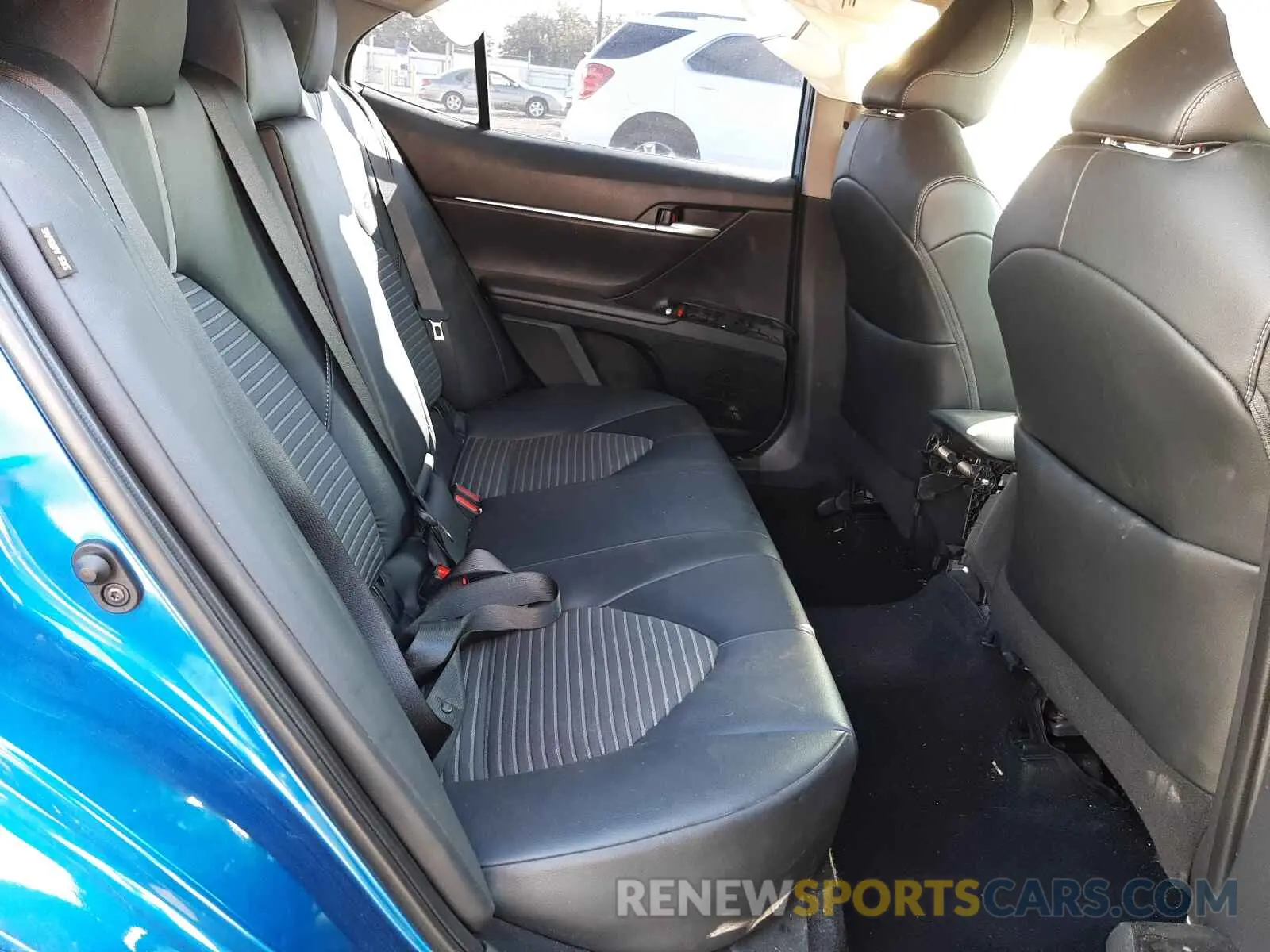 6 fotografías del automóvil dañado 4T1G11AK3LU306667 TOYOTA CAMRY 2020