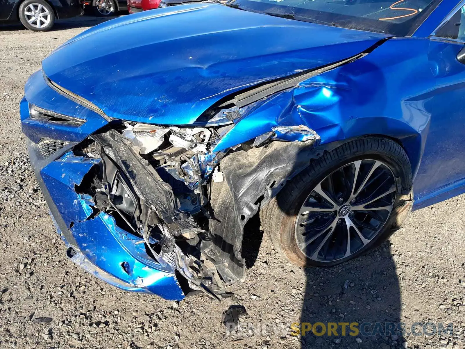 9 fotografías del automóvil dañado 4T1G11AK3LU306667 TOYOTA CAMRY 2020