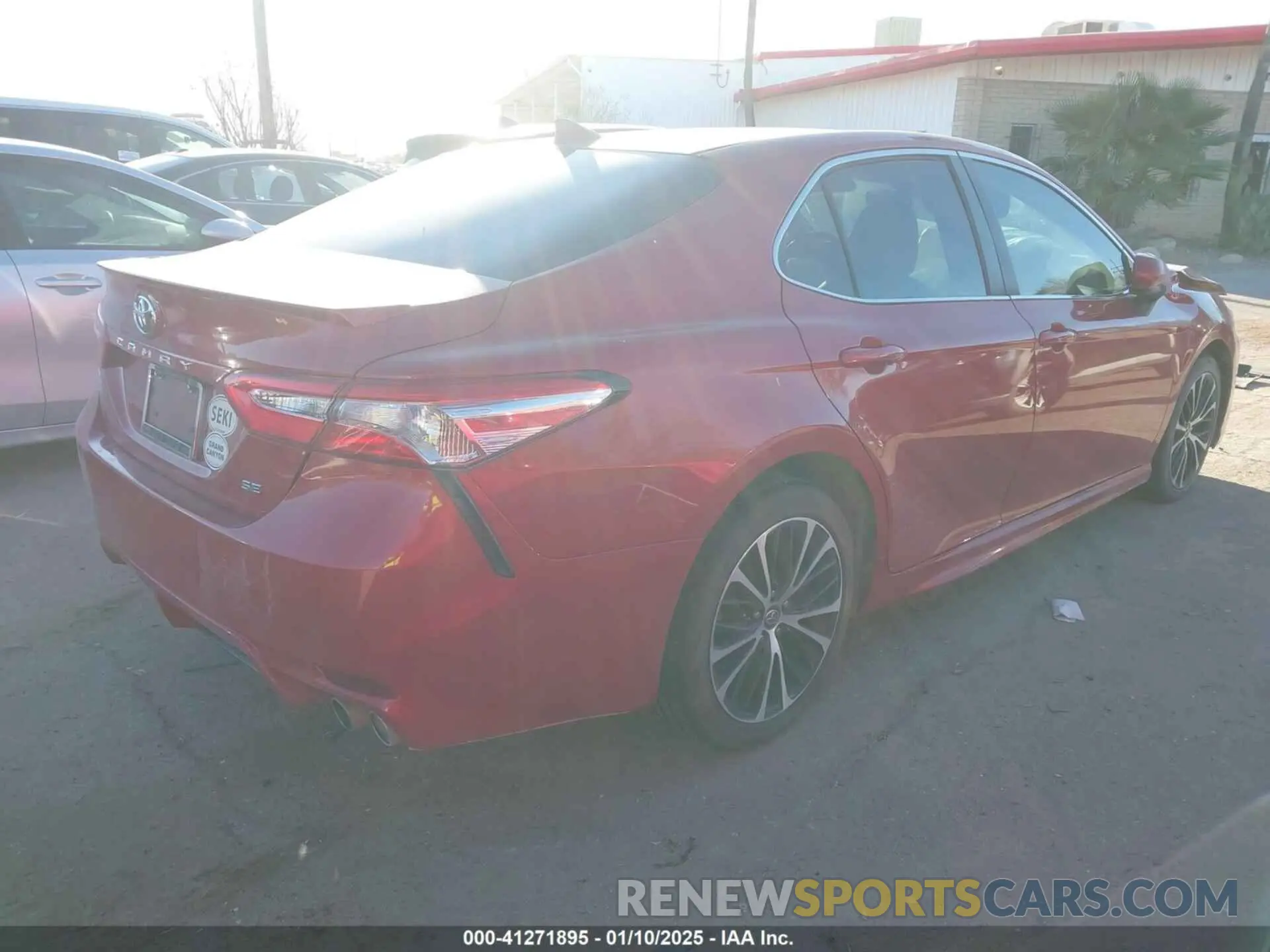 4 fotografías del automóvil dañado 4T1G11AK3LU309648 TOYOTA CAMRY 2020