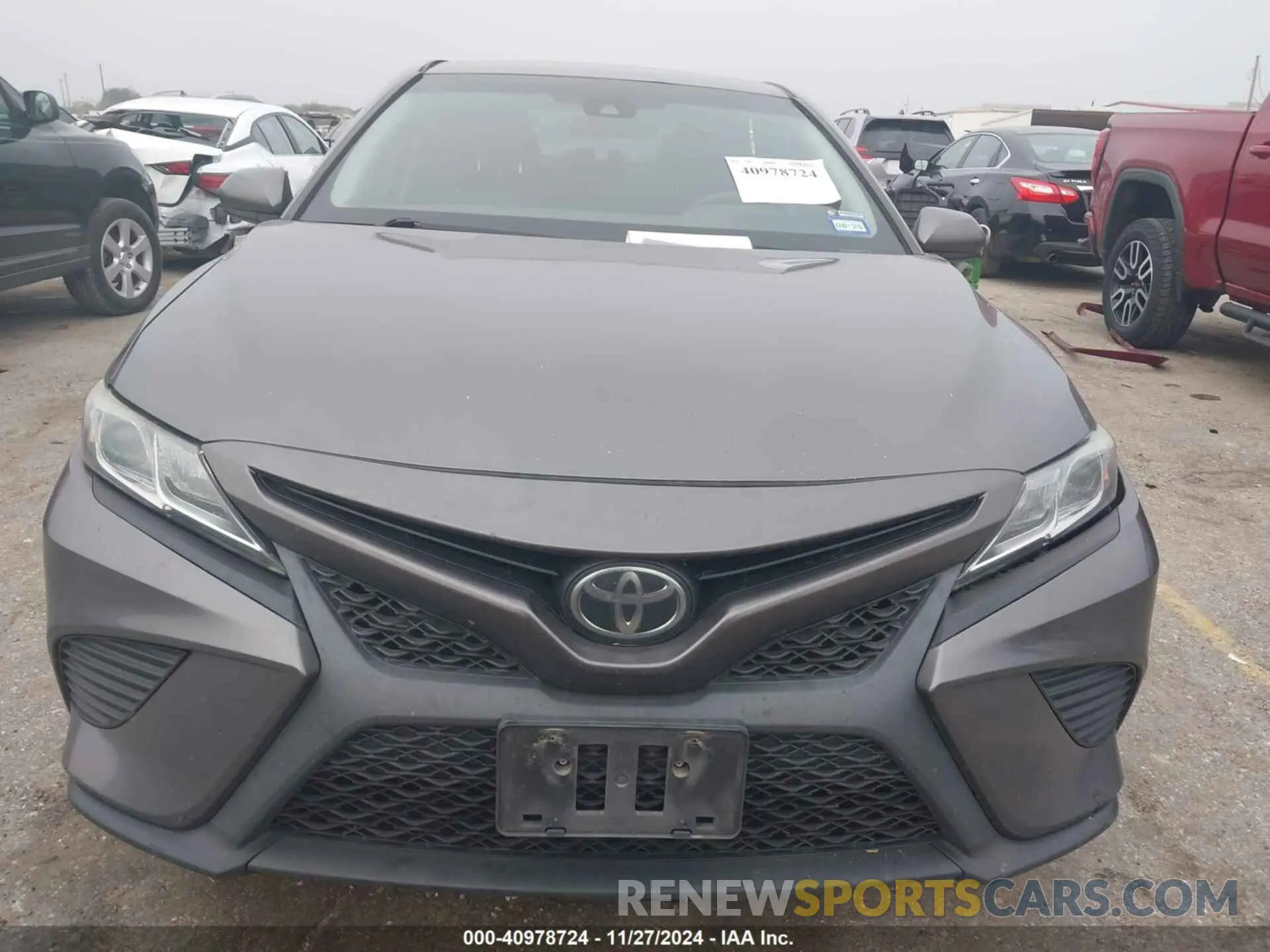 12 fotografías del automóvil dañado 4T1G11AK3LU321122 TOYOTA CAMRY 2020